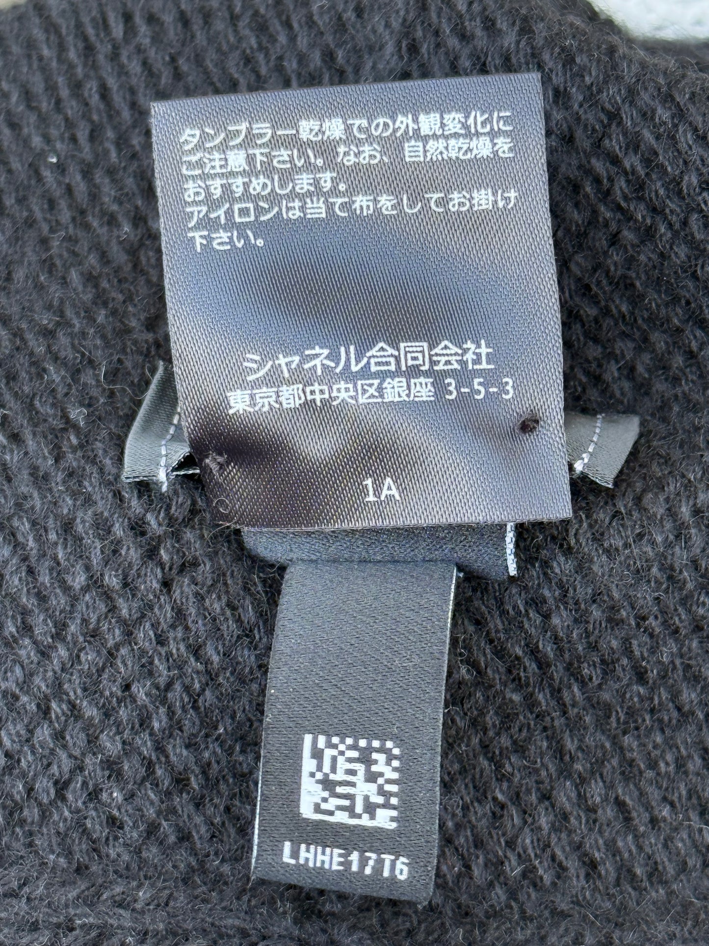Chanel Black & White CC Logo Cashmere Beanie