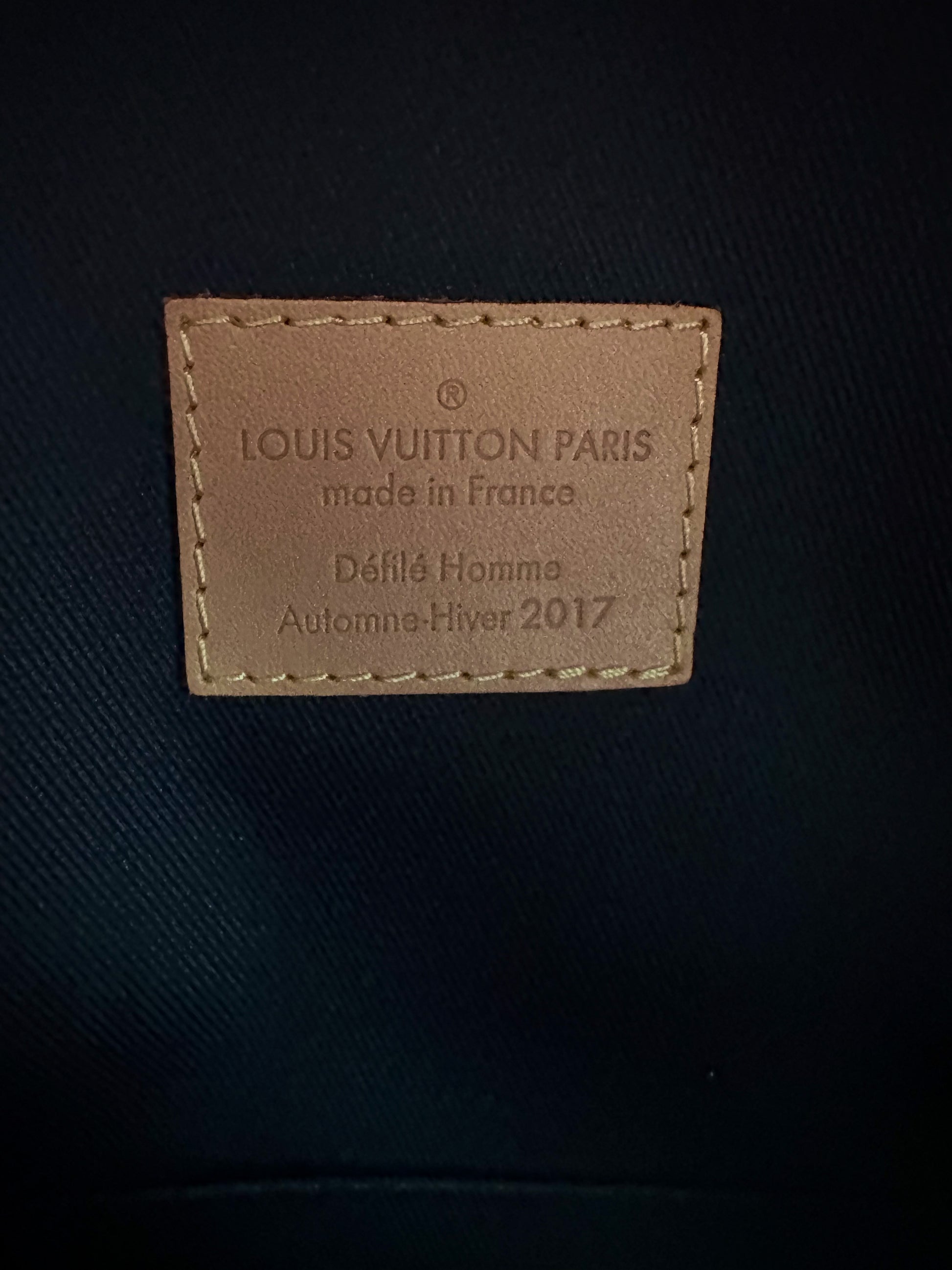 LOUIS VUITTON X SUPREME DENIM CAMOUFLAGE MONOGRAM APOLLO BACKPACK 2017 -  CRTBLNCHSHP