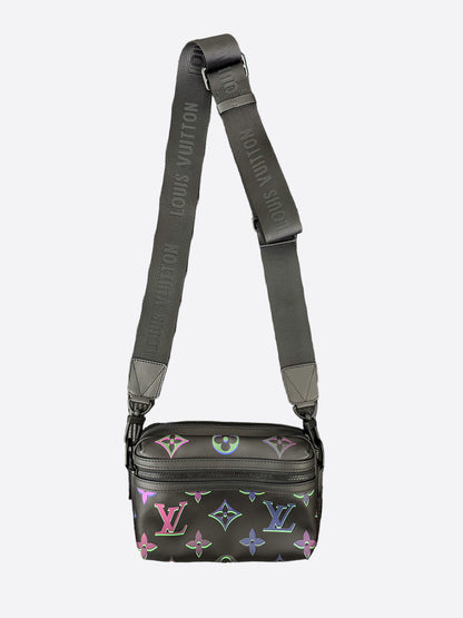 Louis Vuitton Black & Multicolor Monogram Comet Messenger PM