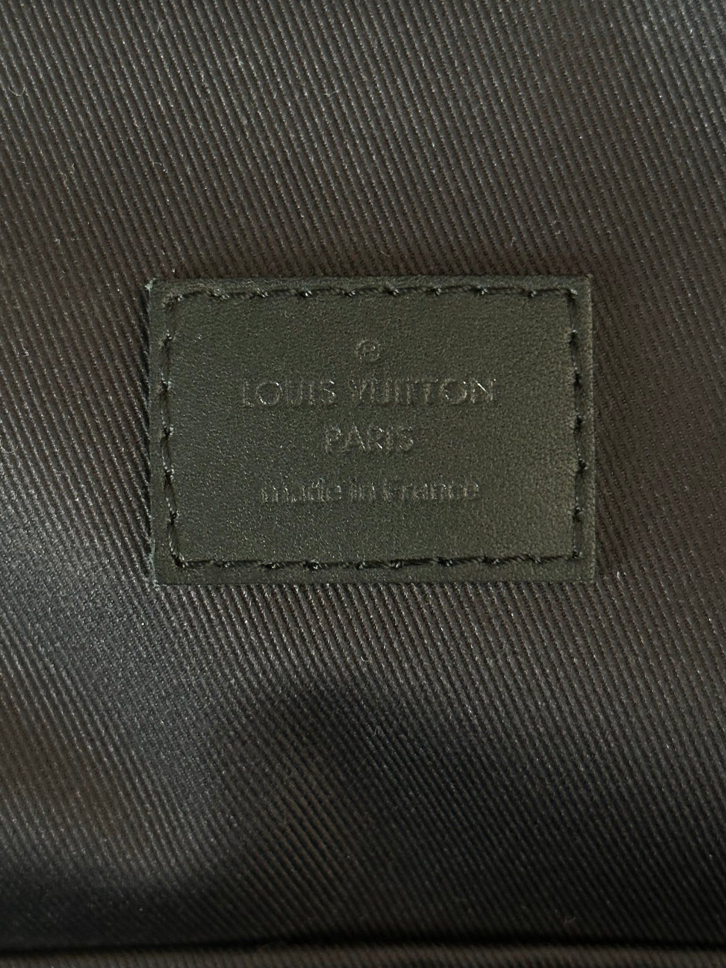 Louis Vuitton Damier Graphite Infini Avenue Sling