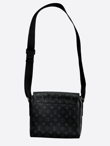 Louis Vuitton Monogram Eclipse District Messenger