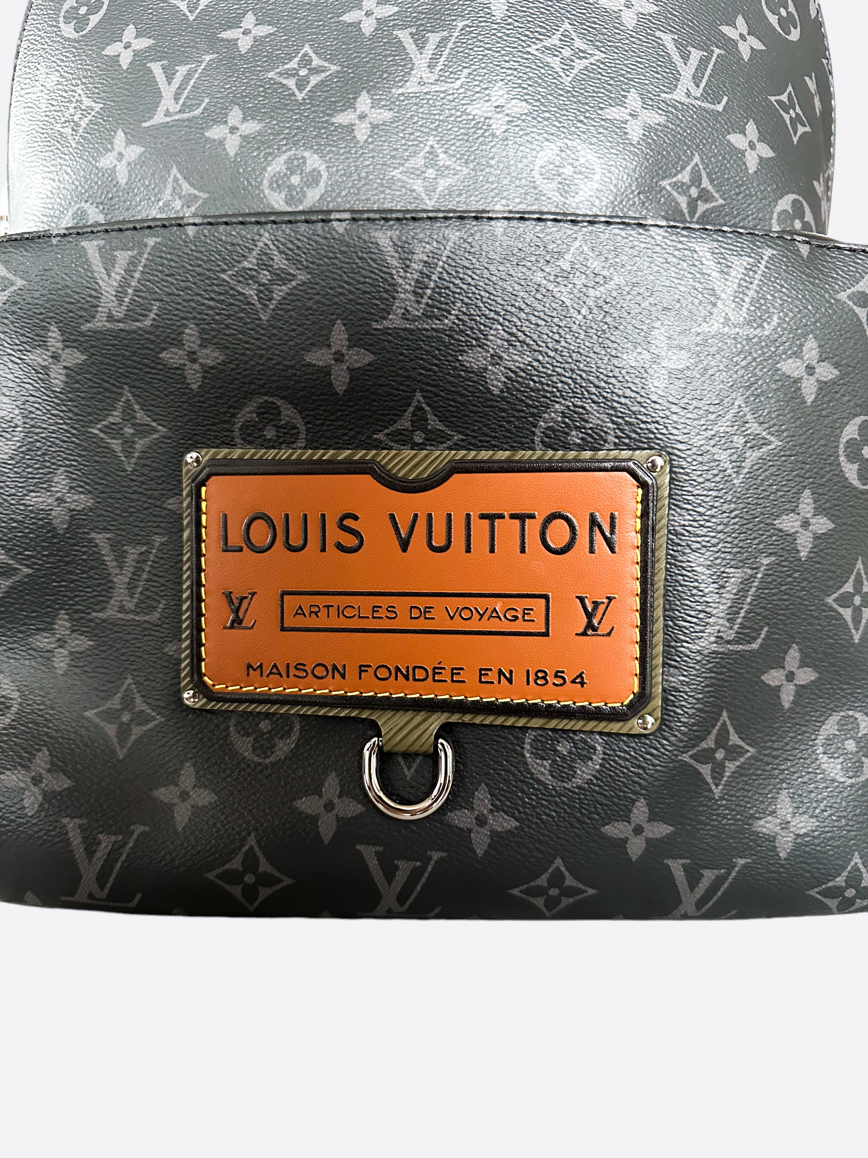 Louis Vuitton Discovery Pochette Monogram Eclipse Gaston Label GM Savane Yellow