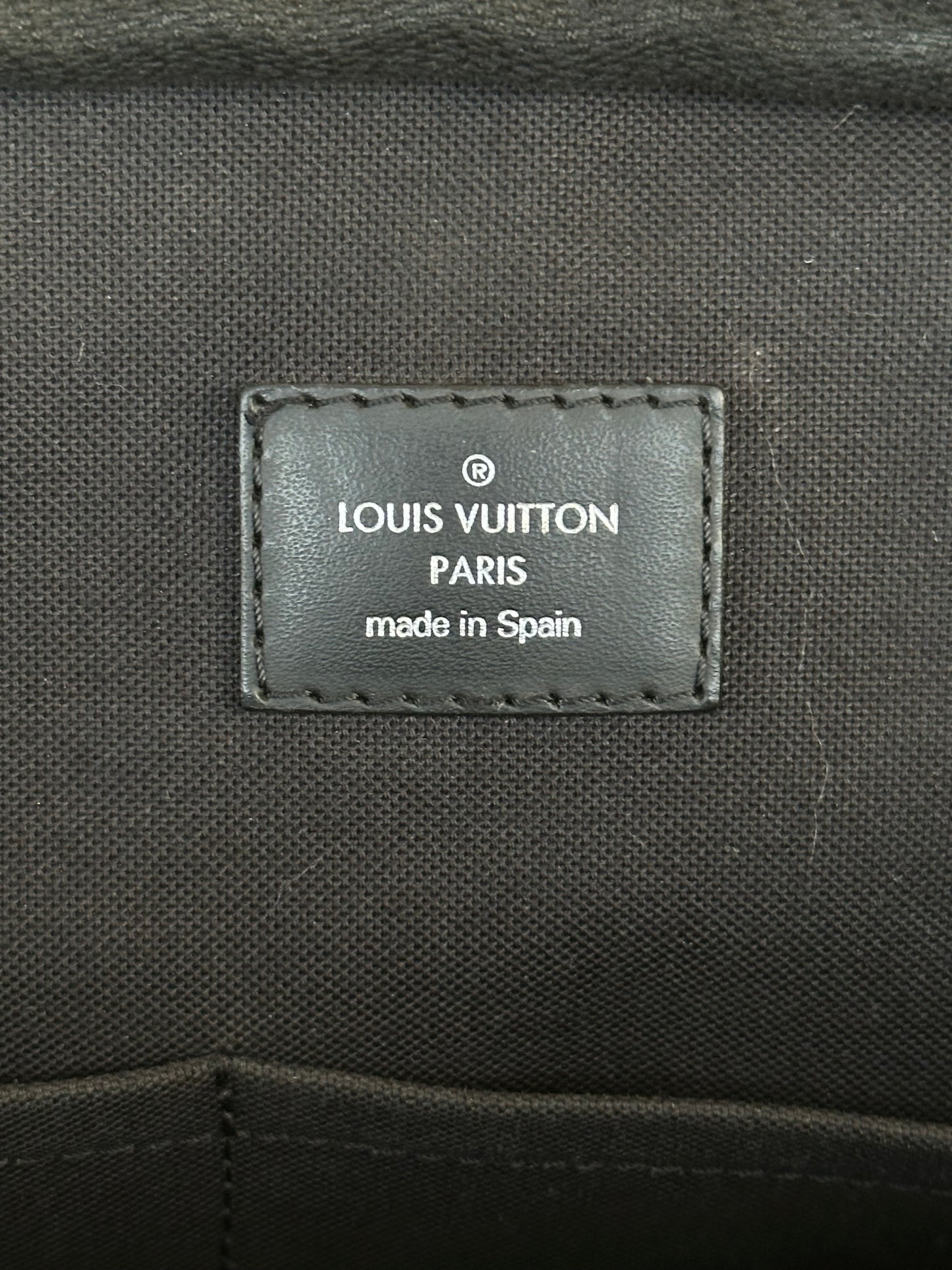 Louis Vuitton Damier Graphite Porte Documents Voyage PM