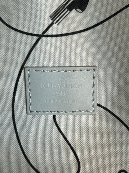 Louis Vuitton White & Multicolor Gradient Monogram Discovery Backpack
