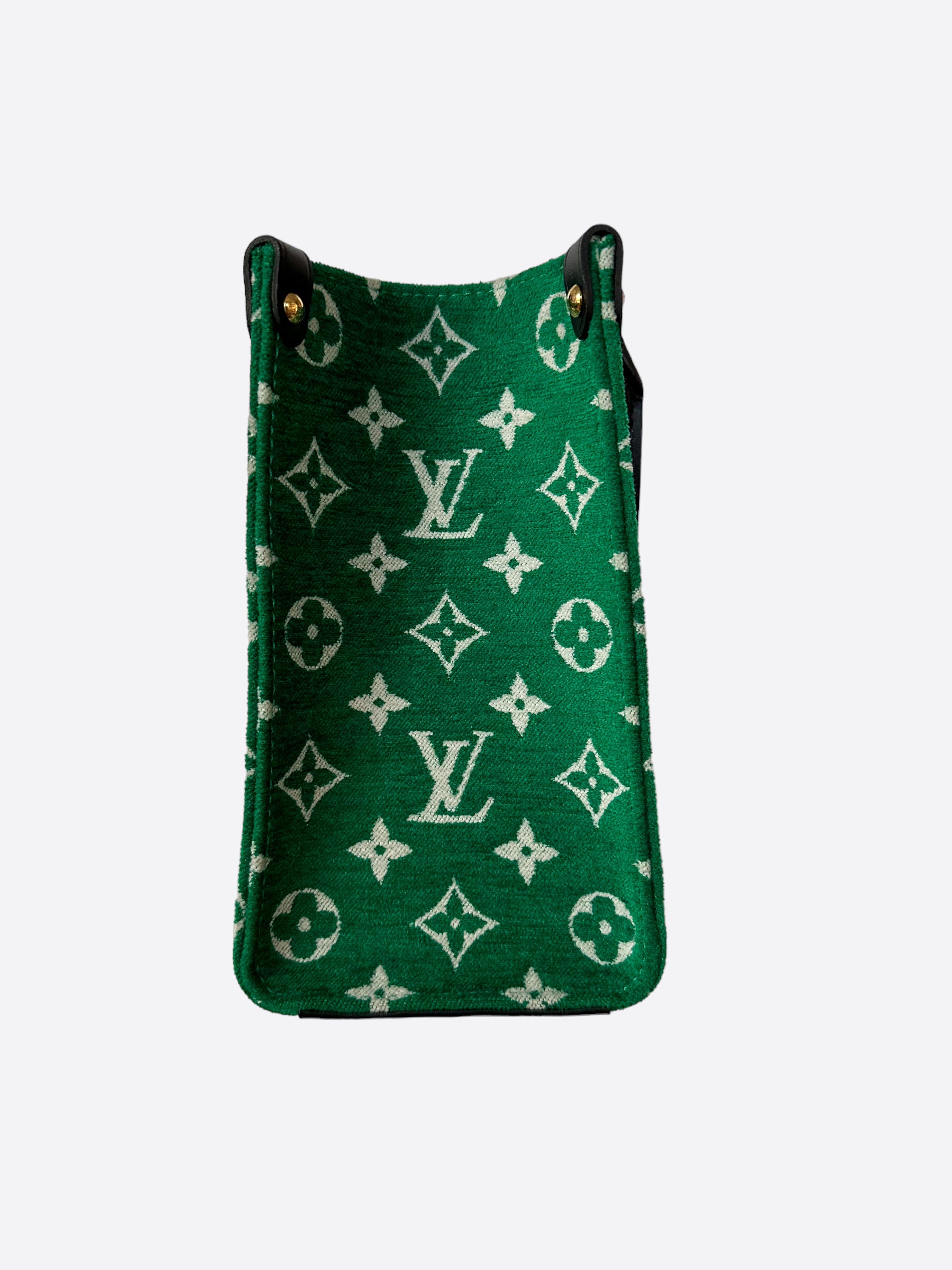 Louis Vuitton Green & White Monogram On The Go PM – Savonches