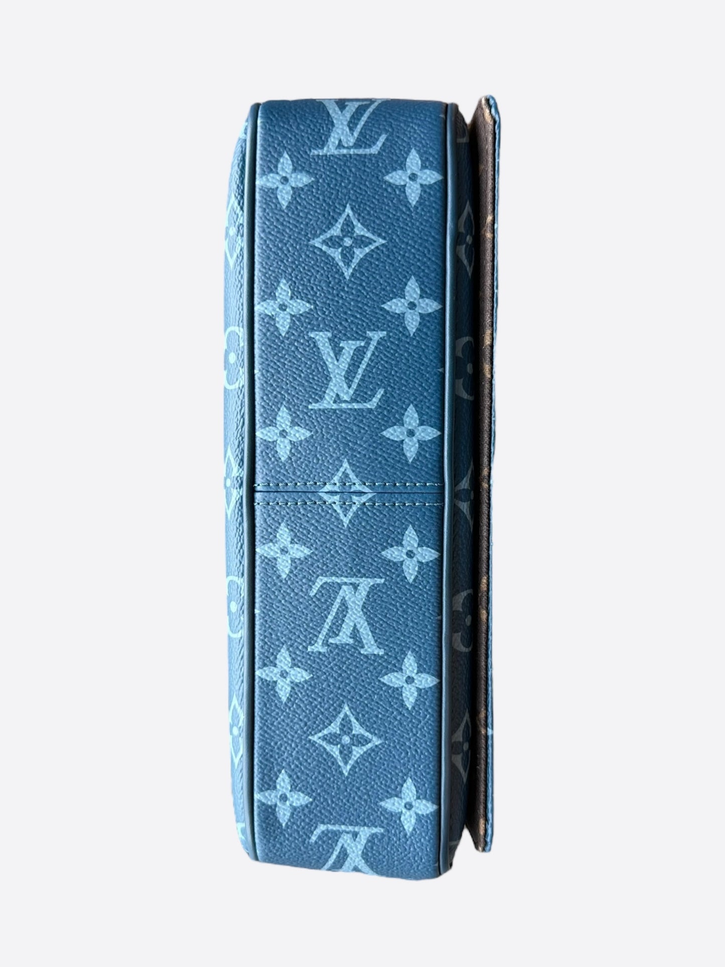 Louis Vuitton Blue Monogram District Messenger