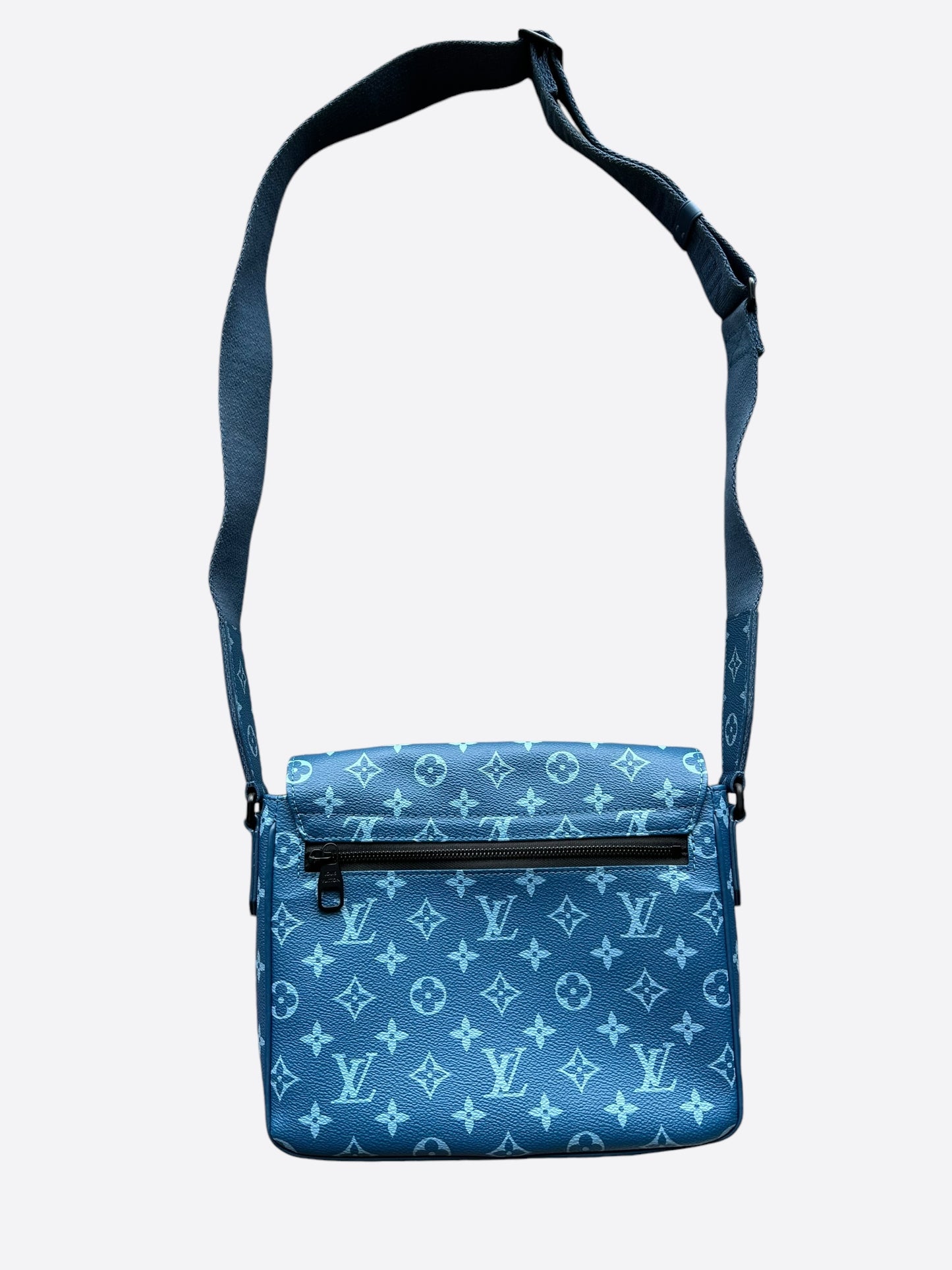 Louis Vuitton Blue Monogram District Messenger