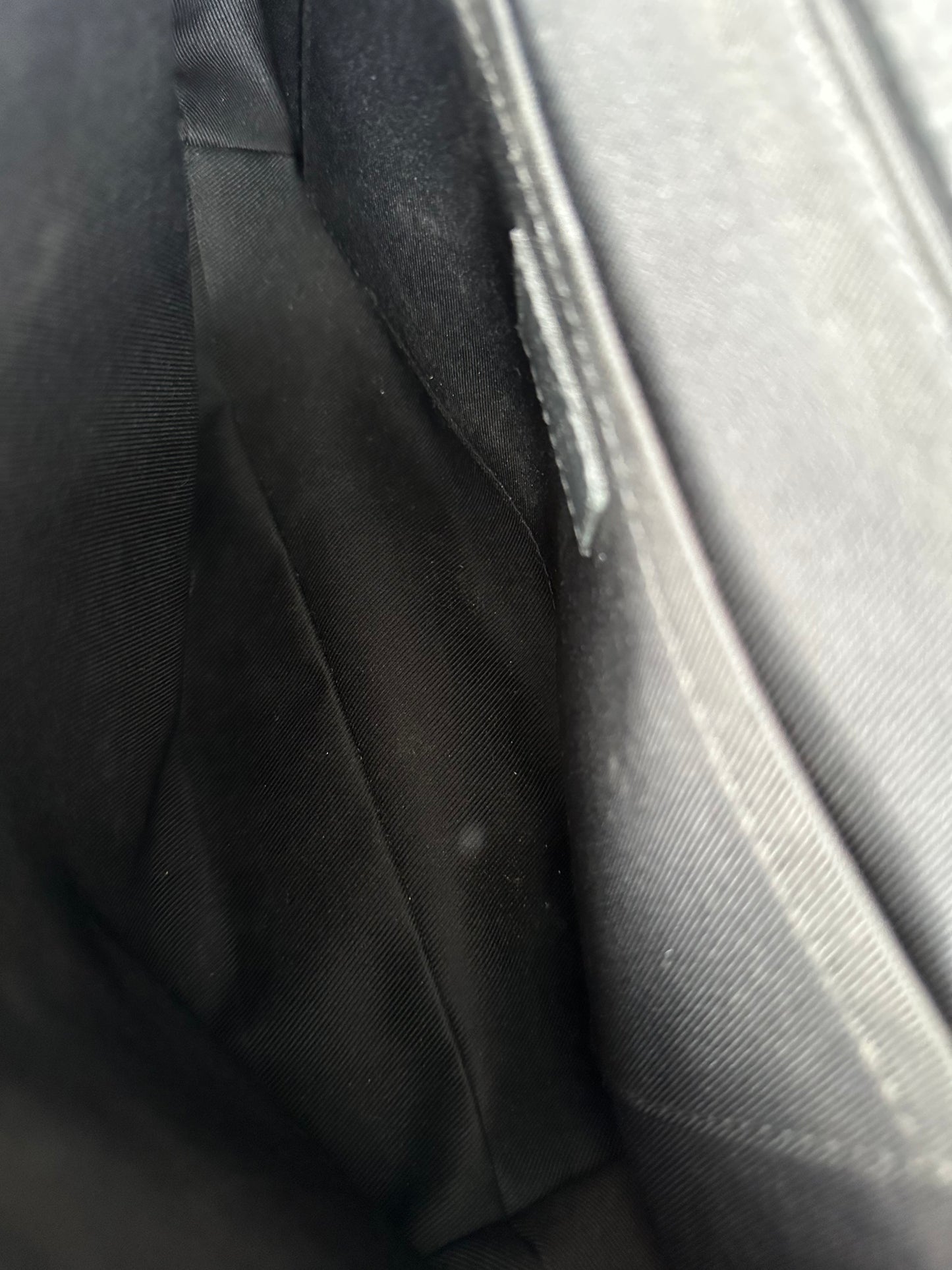Louis Vuitton Black Taurillon Monogram S-Cape Messenger Bag
