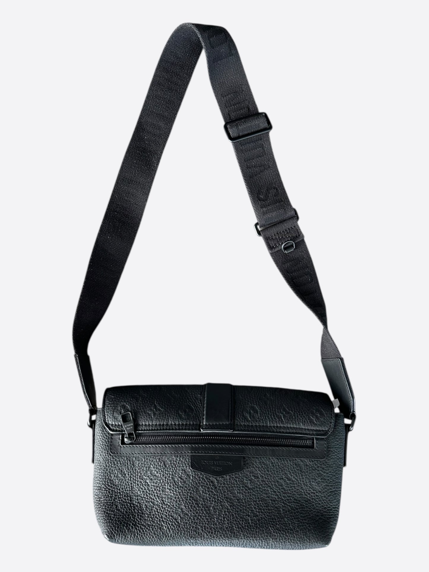 Louis Vuitton Black Taurillon Monogram S-Cape Messenger Bag