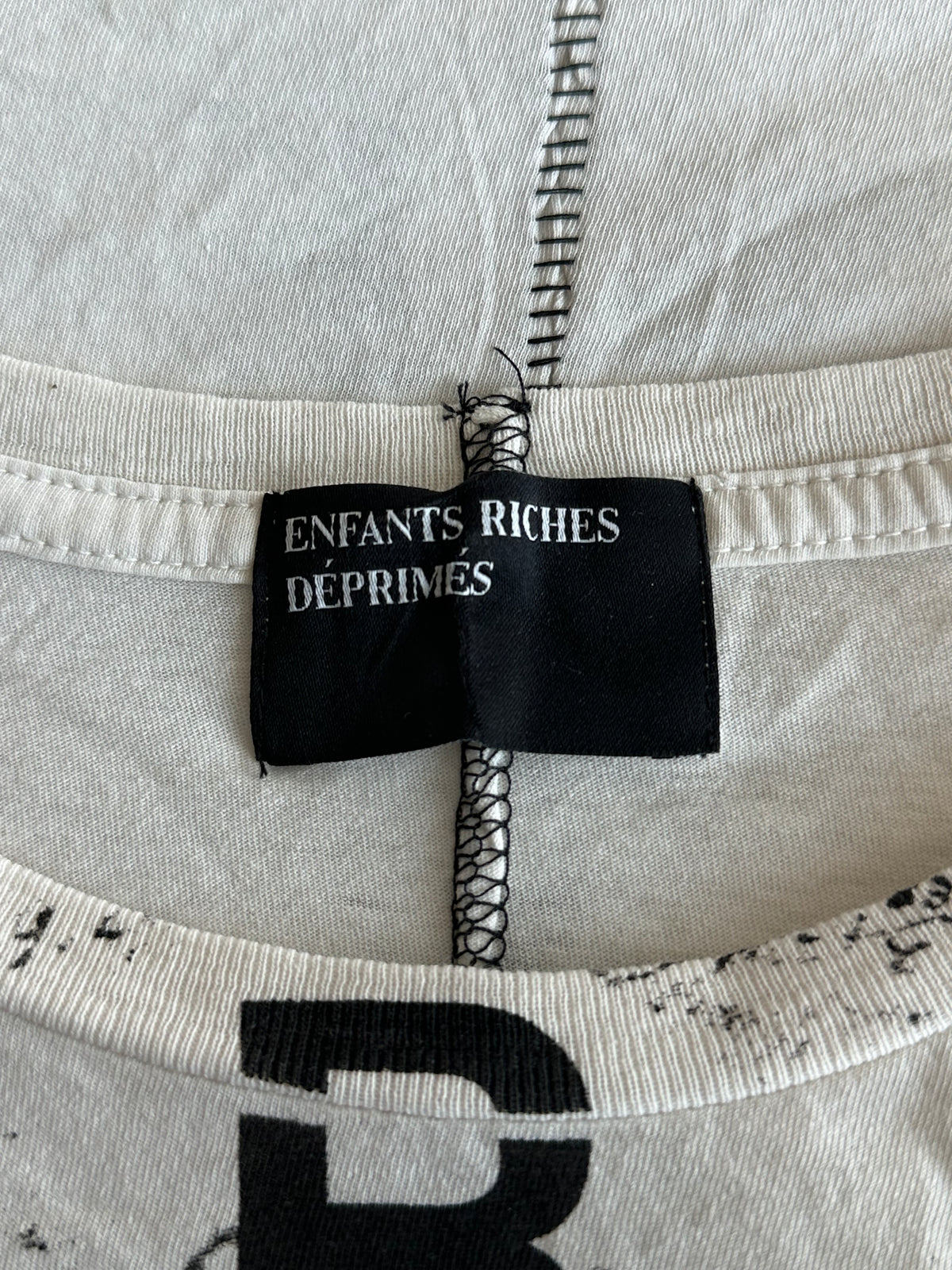 Enfants Riches Deprimes White & Black Katholisches Toothbrush T-Shirt