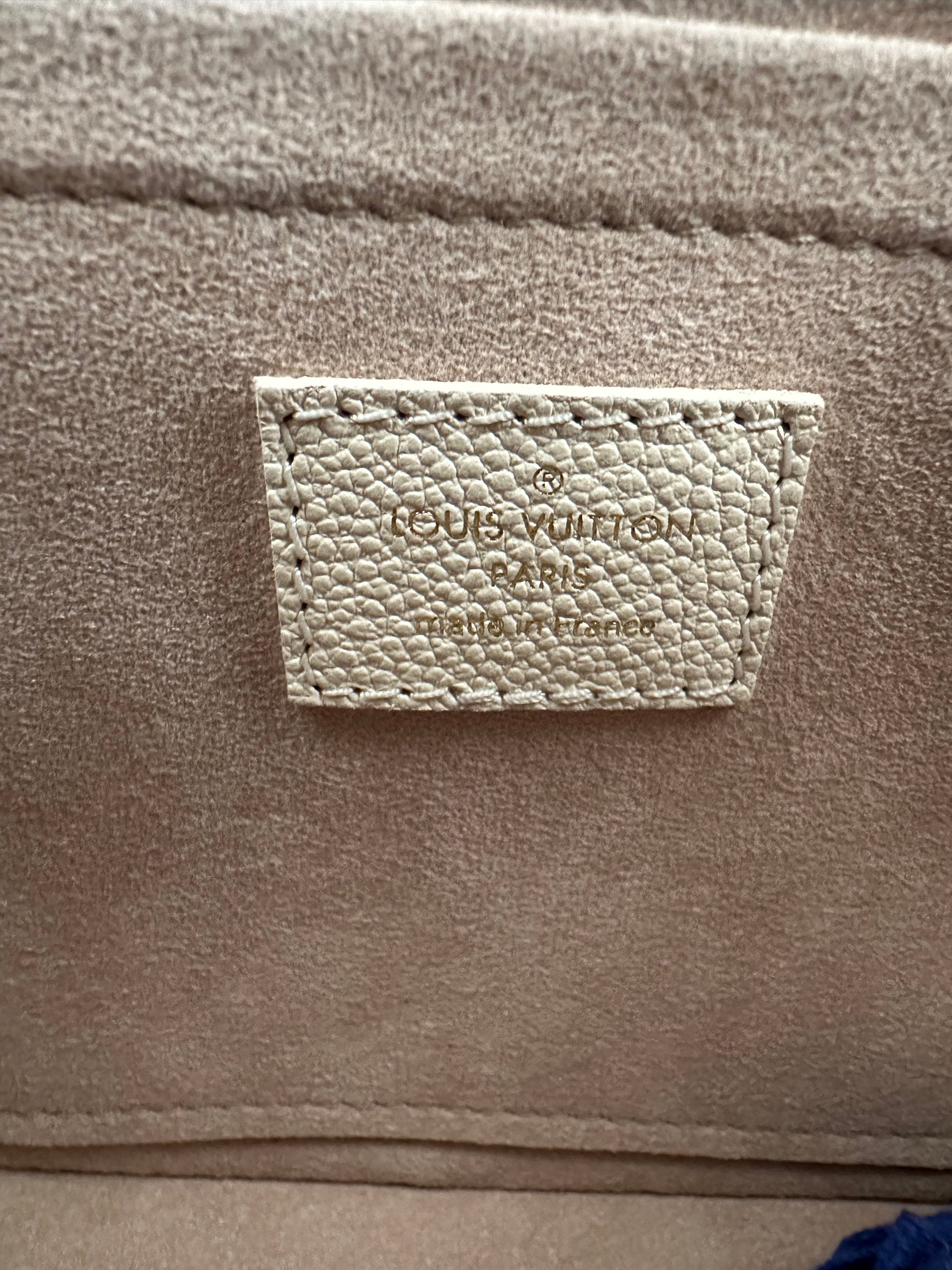Louis Vuitton Beige & Rose Monogram Empreinte Speedy 20 – Savonches