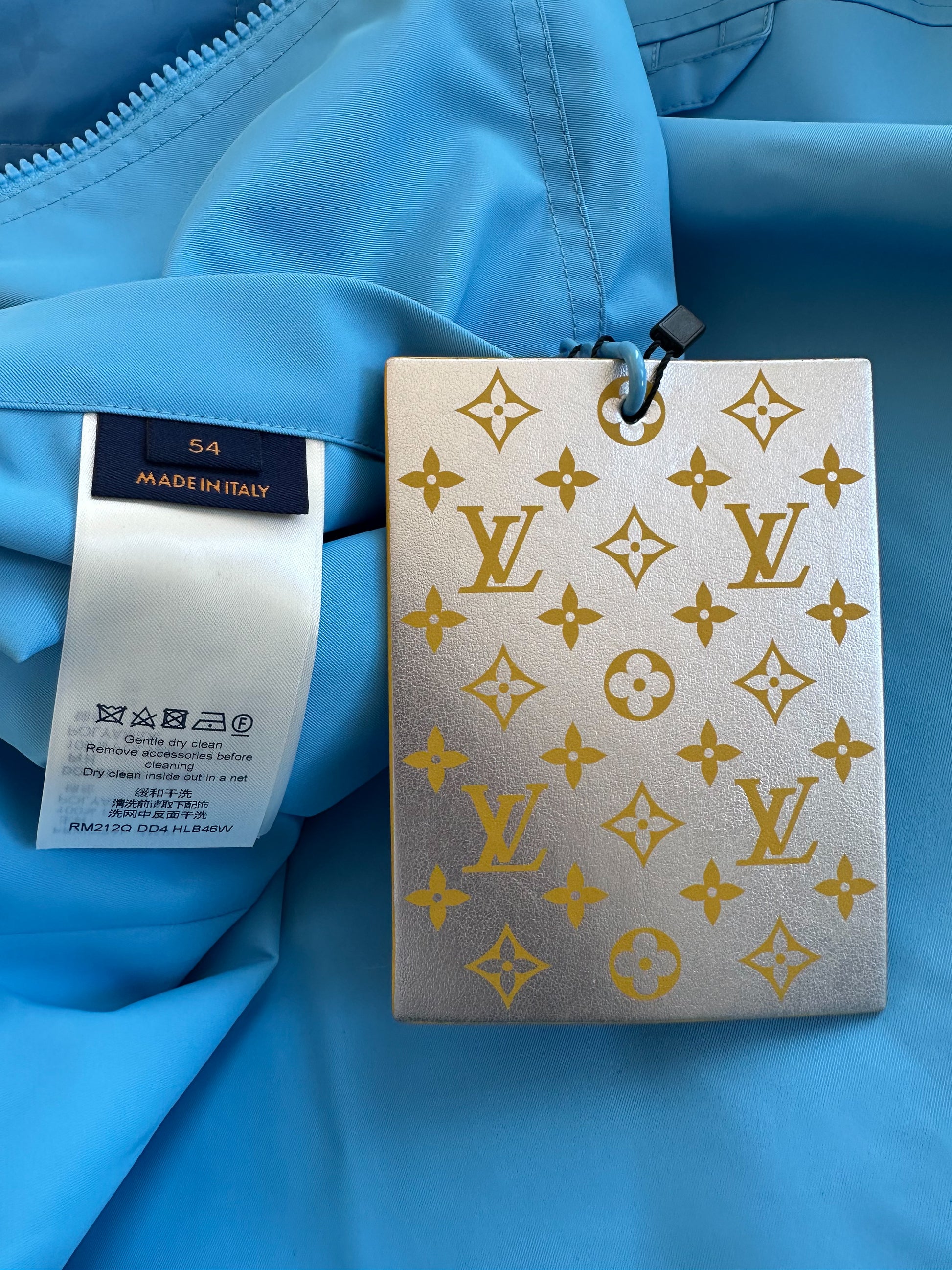 Louis Vuitton Monogram Reversible Nylon Windbreaker BLACK. Size 54