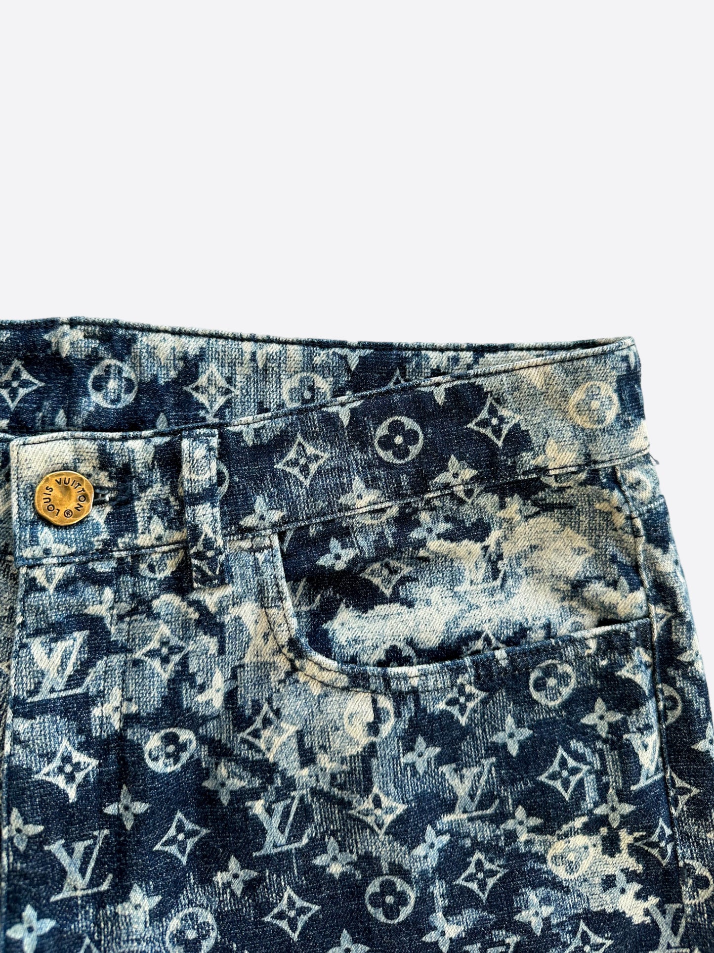 Louis Vuitton Ouis Vuitton V Monogram Tapestry Vintage Fora Pattern Short  Seeve Bue in Blue for Men