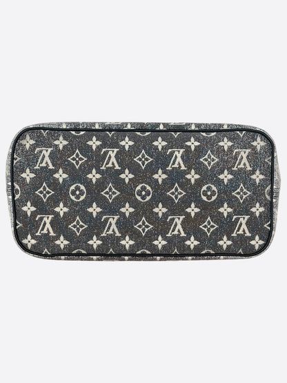 Louis Vuitton Grey & White Denim Monogram Neverfull MM