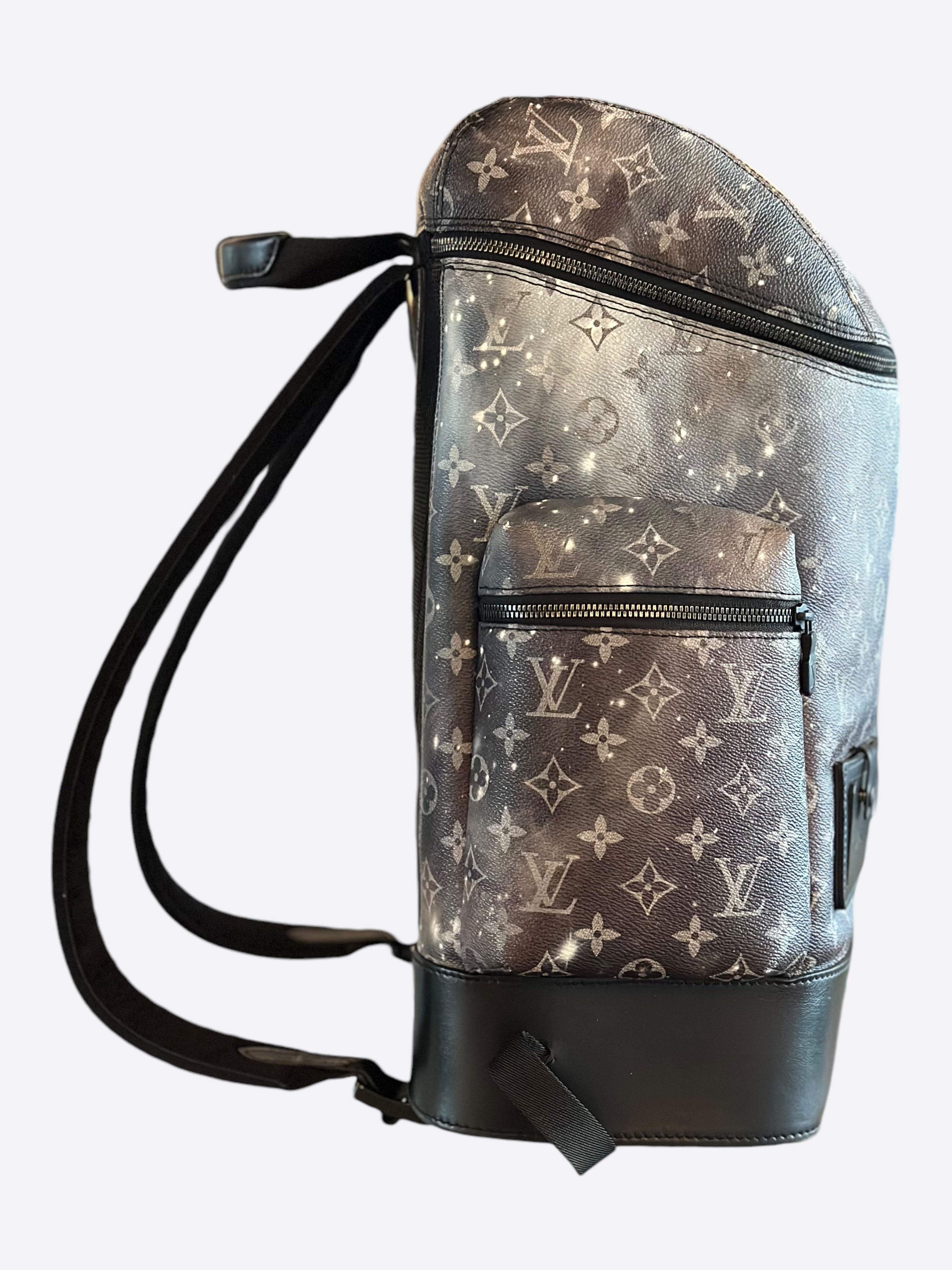 Alpha backpack louis vuitton best sale