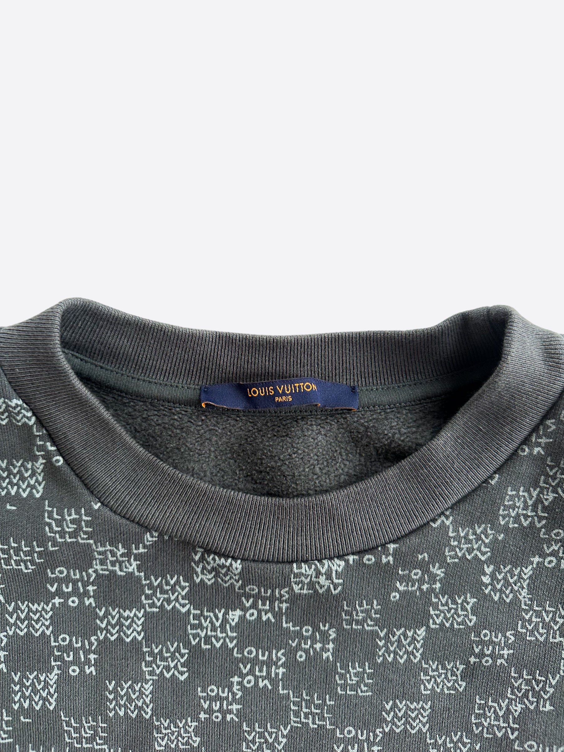 Louis vuitton 2024 grey sweater