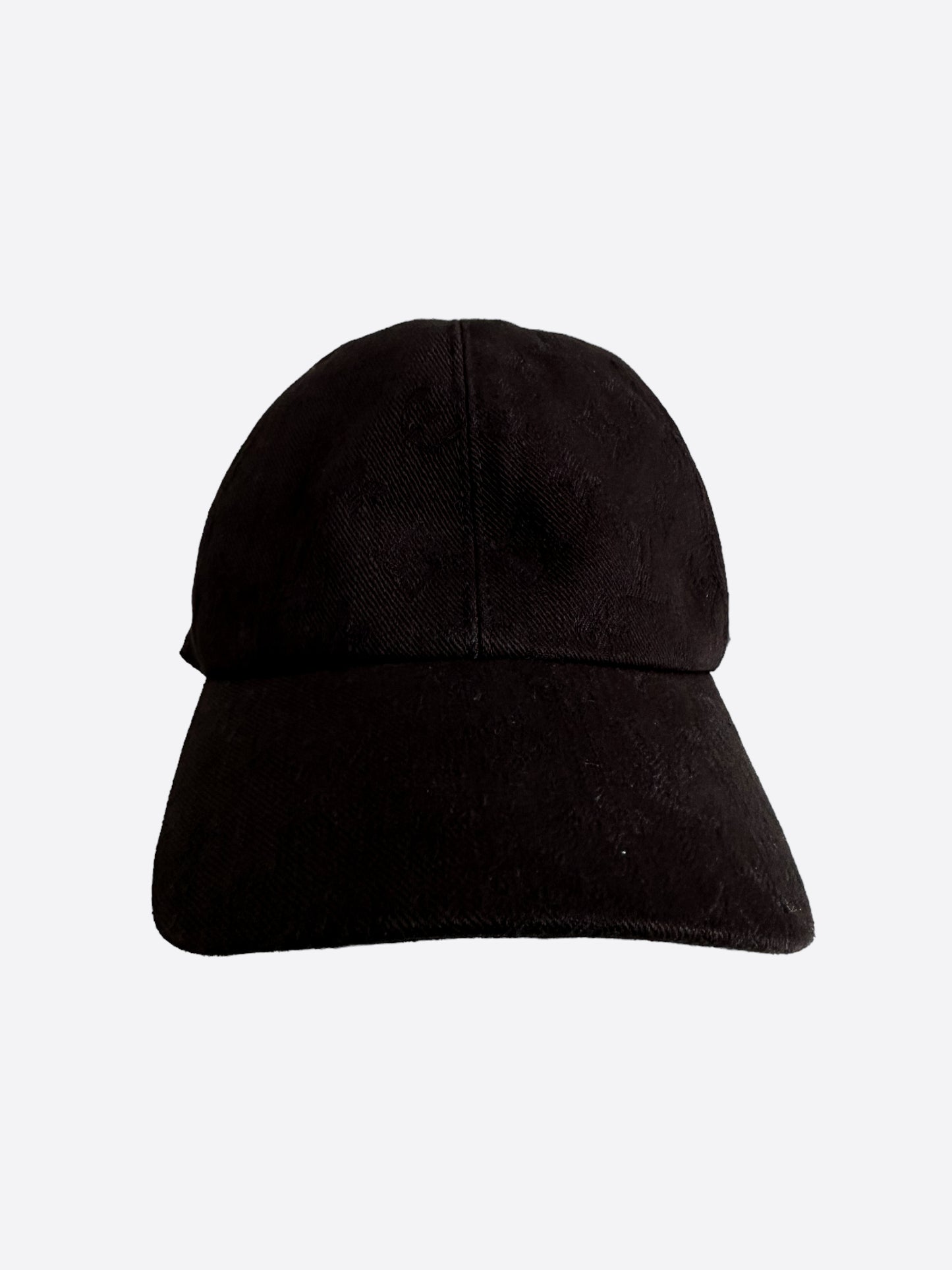Louis Vuitton Monogram Essential Cap Black Cotton. Size 62