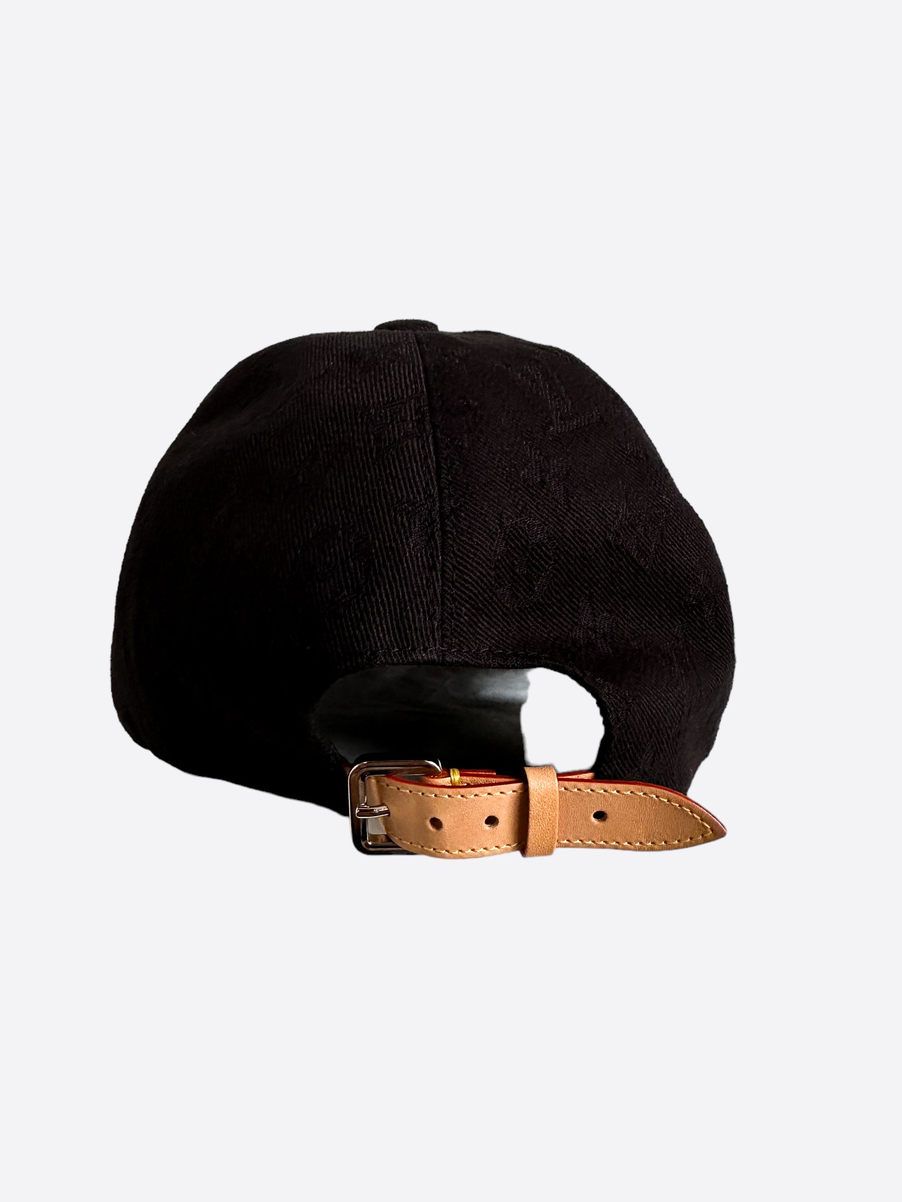 Louis Vuitton Monogram Essential Leather Strapback Cap Black