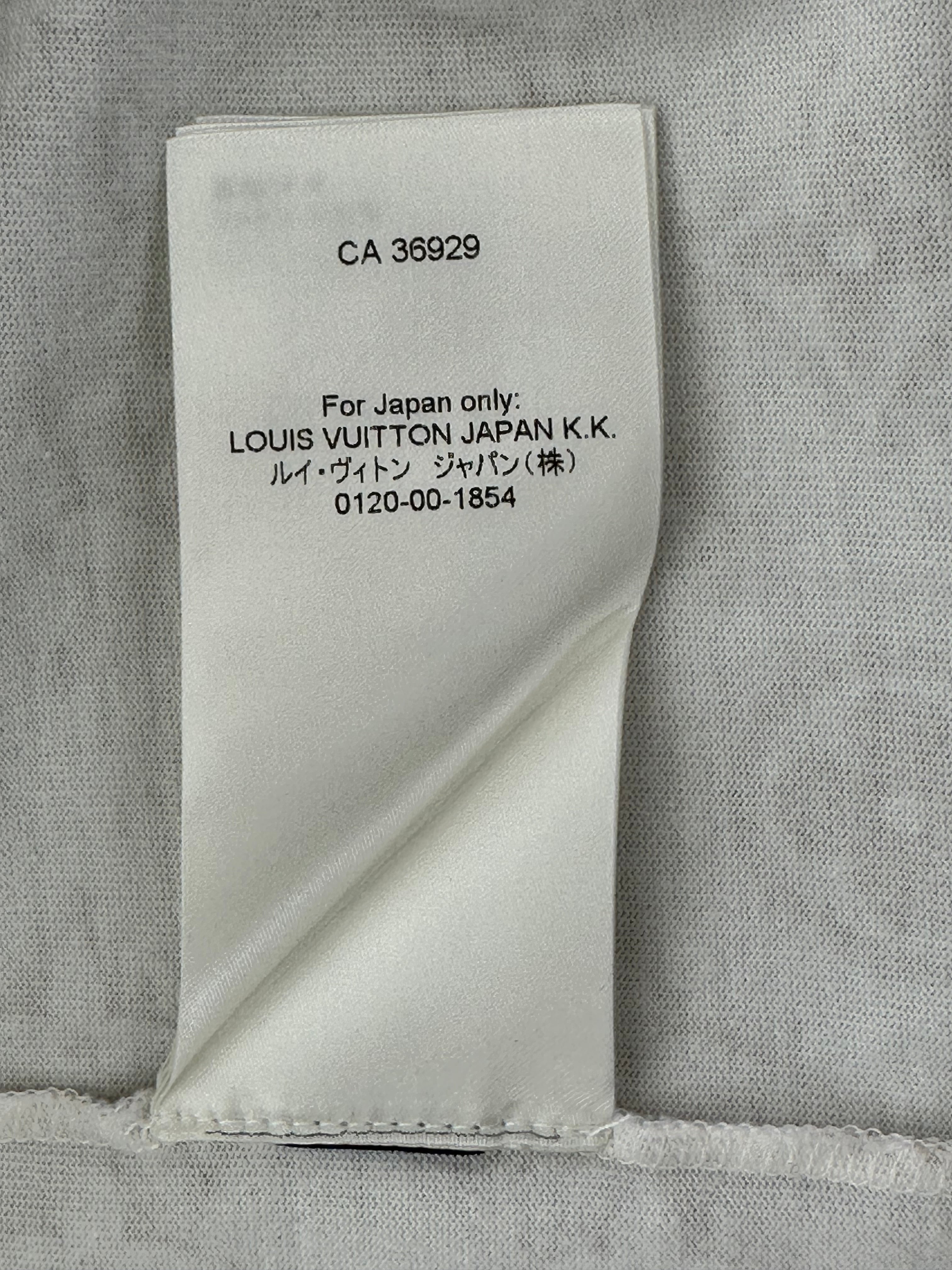 Louis Vuitton White & Tan Monogram T-Shirt – Savonches Louis Vuitton White & Tan Monogram T-Shirt – Savonches