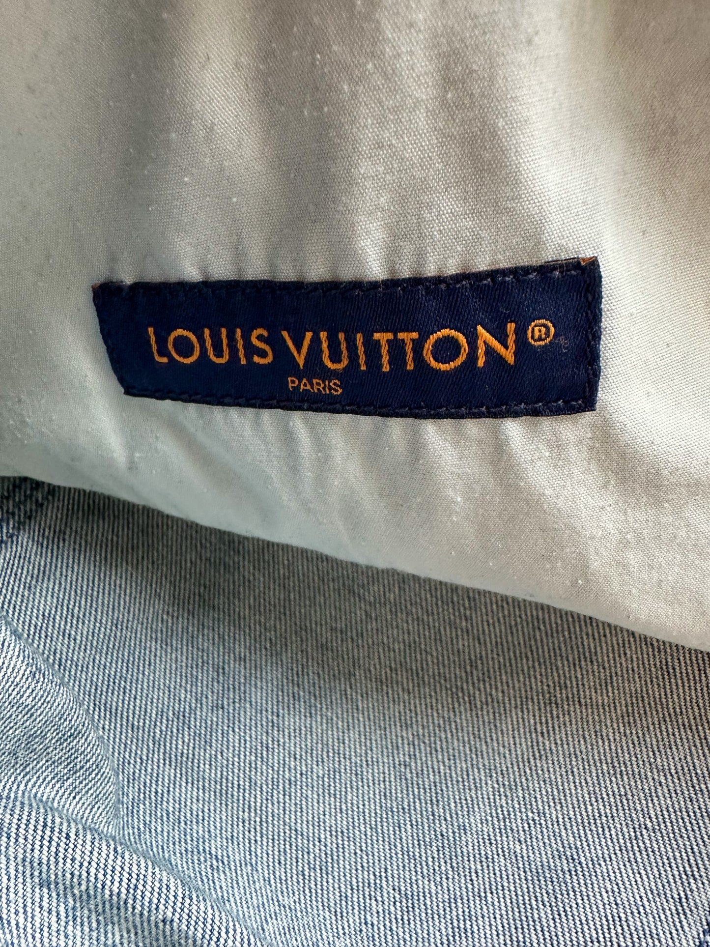 Louis Vuitton Shorts Navy blue Denim ref.804954 - Joli Closet