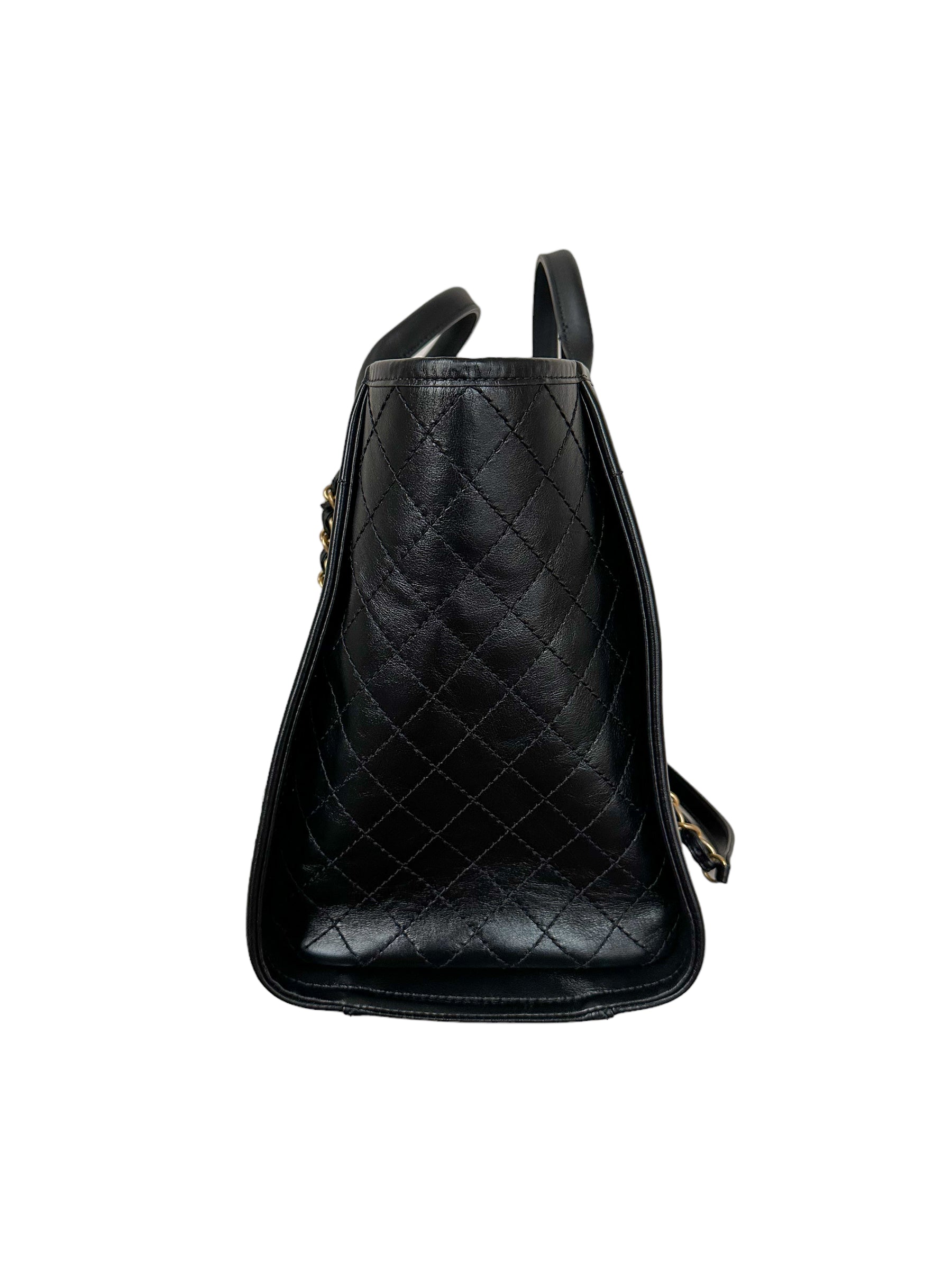 Chanel Black Shiny Calfskin Deauville Tote – Savonches