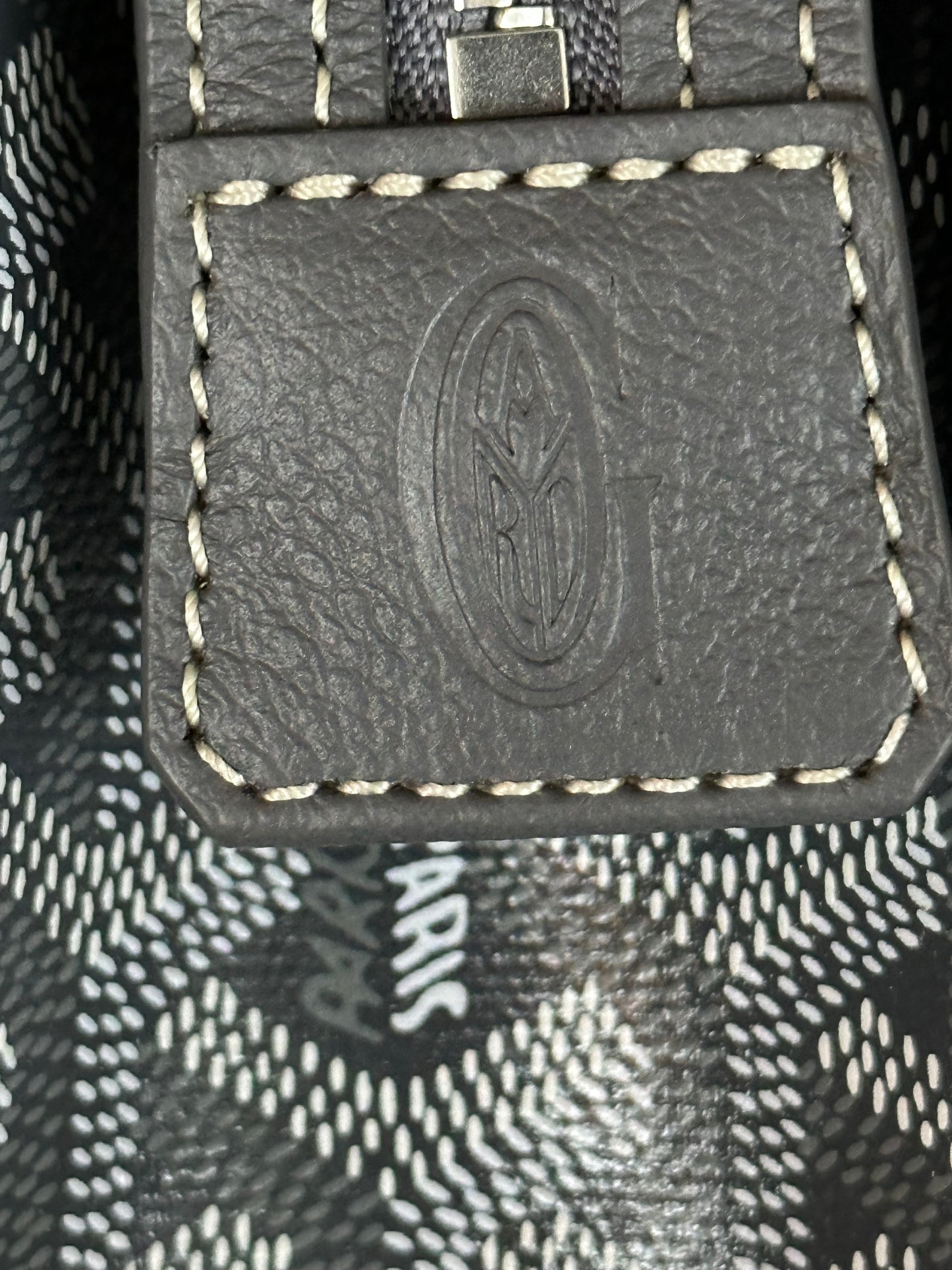 Goyard Grey Jouvence MM Toiletry Bag