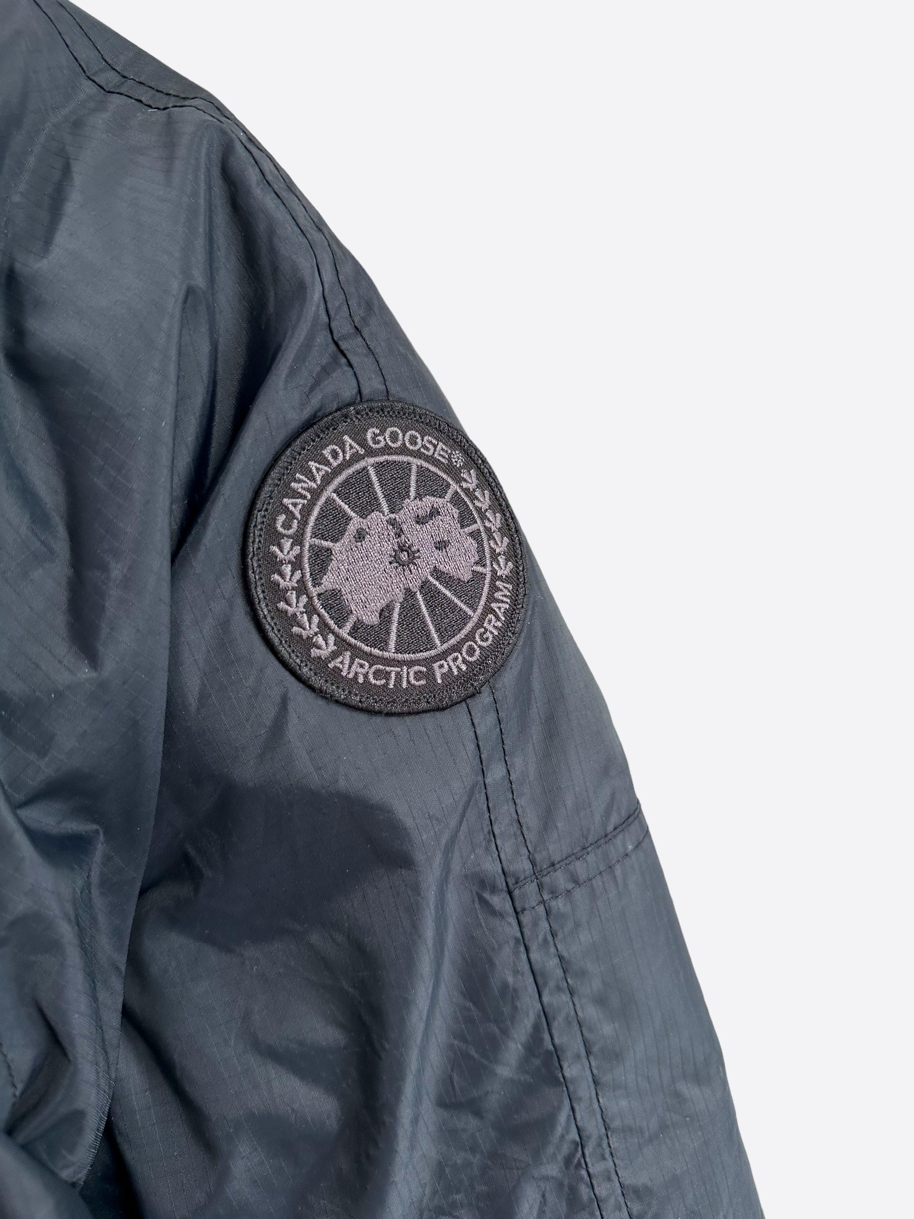 Canada goose yukon bomber hotsell black label