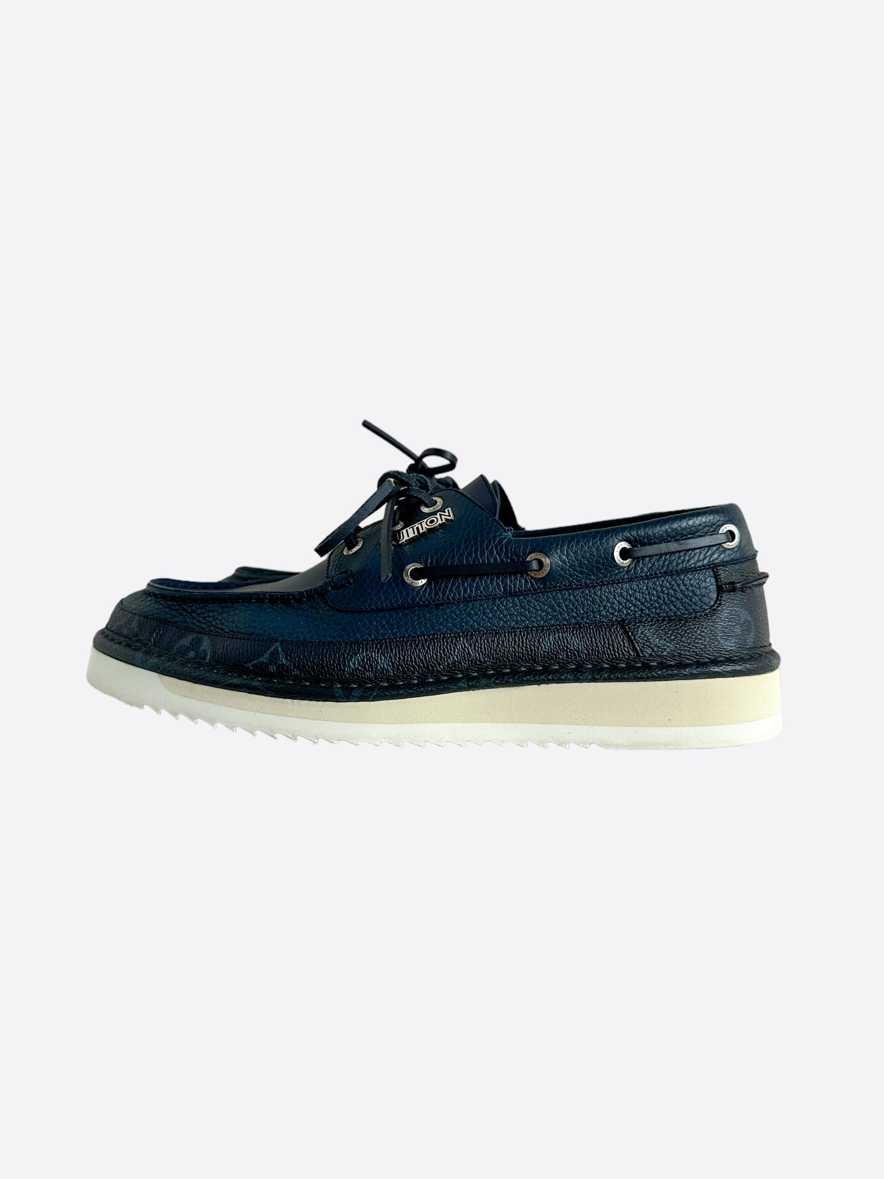Louis Vuitton Blue Monogram Boat Shoes – Savonches
