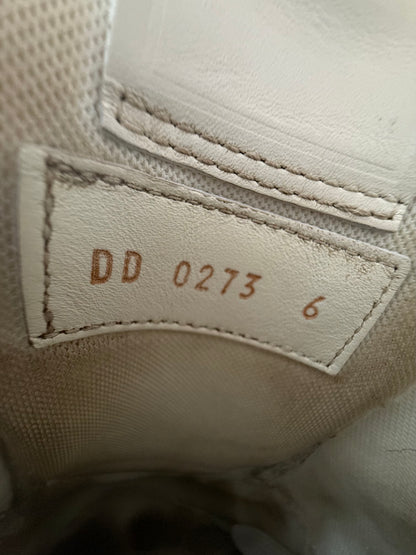 Louis Vuitton Blue Damier Azur Trainers