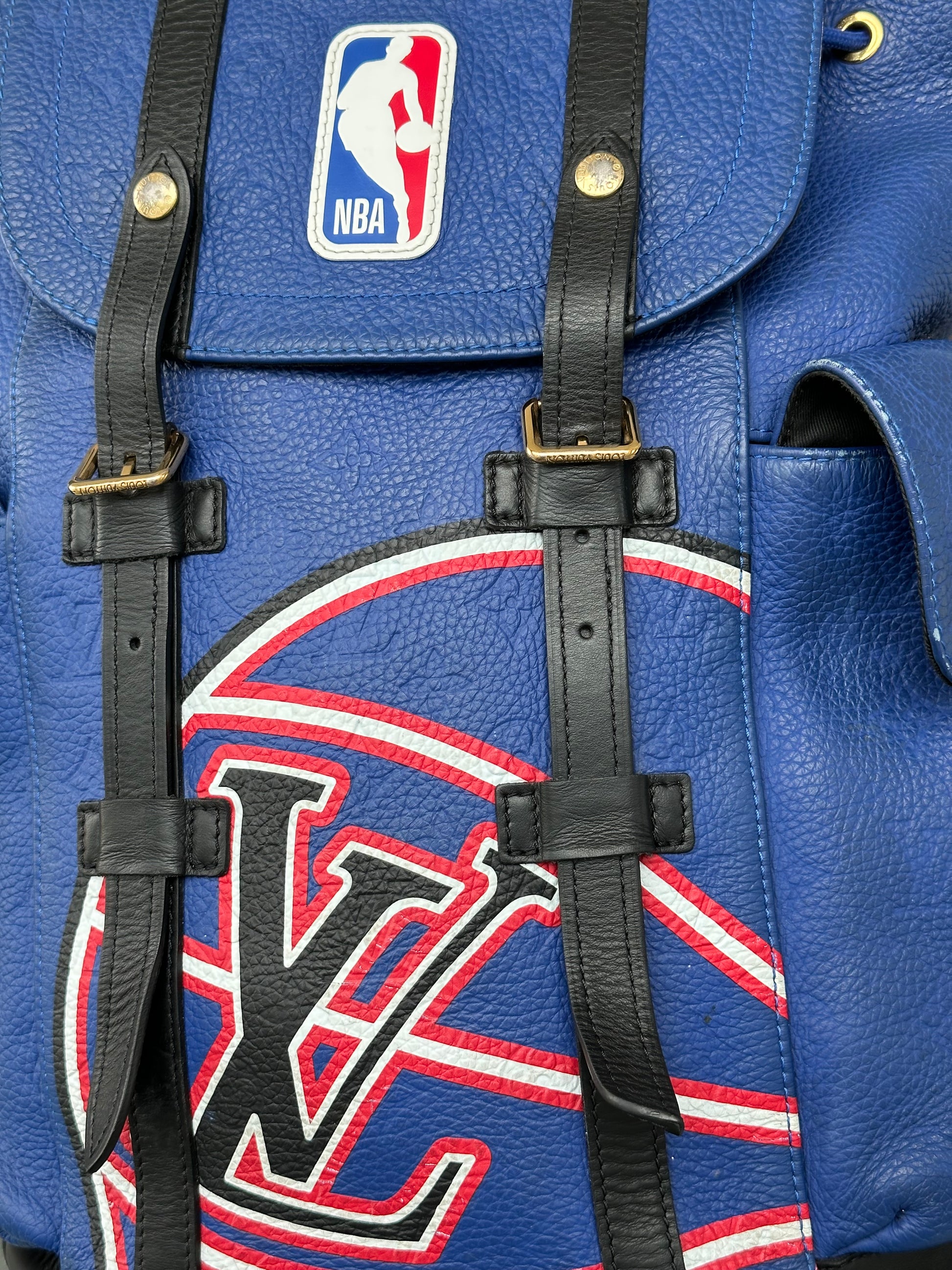 louis vuitton christopher blue backpack LV Unisex MM Denim Navy Tauril Franco Shops Its two external side pockets and large interior Classic Bagpack Louis Vuitton Nba