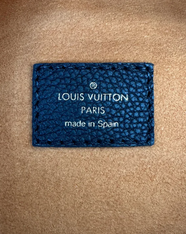 It Would Have Louis Vuitton, Paris, Made In Spain On - Louis Vuitton PNG  Image