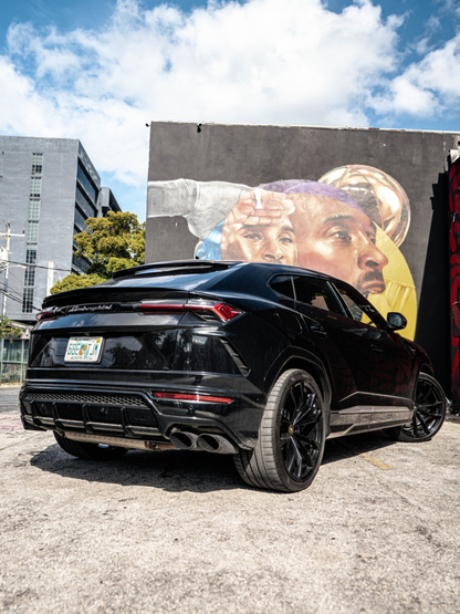 Lamborghini 2021 Jet Black Urus