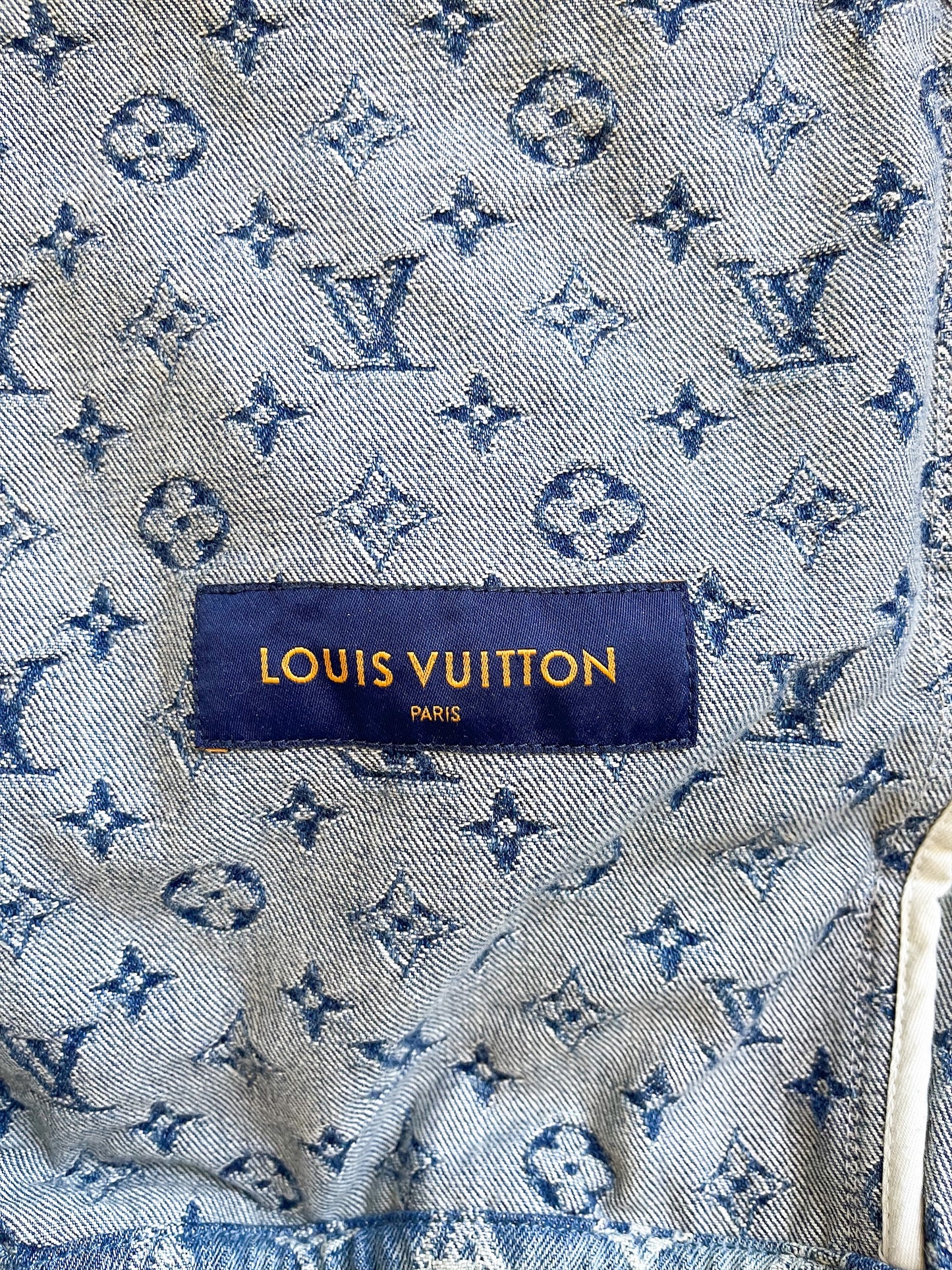 Shop Louis Vuitton Monogram hooded denim jacket by KICKSSTORE