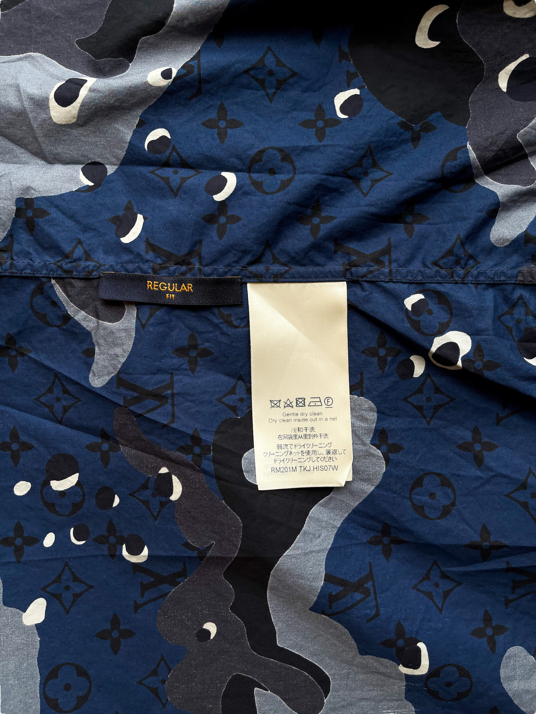 Louis Vuitton Blue Ocean Camo Monogram Button Up Shirt – Savonches