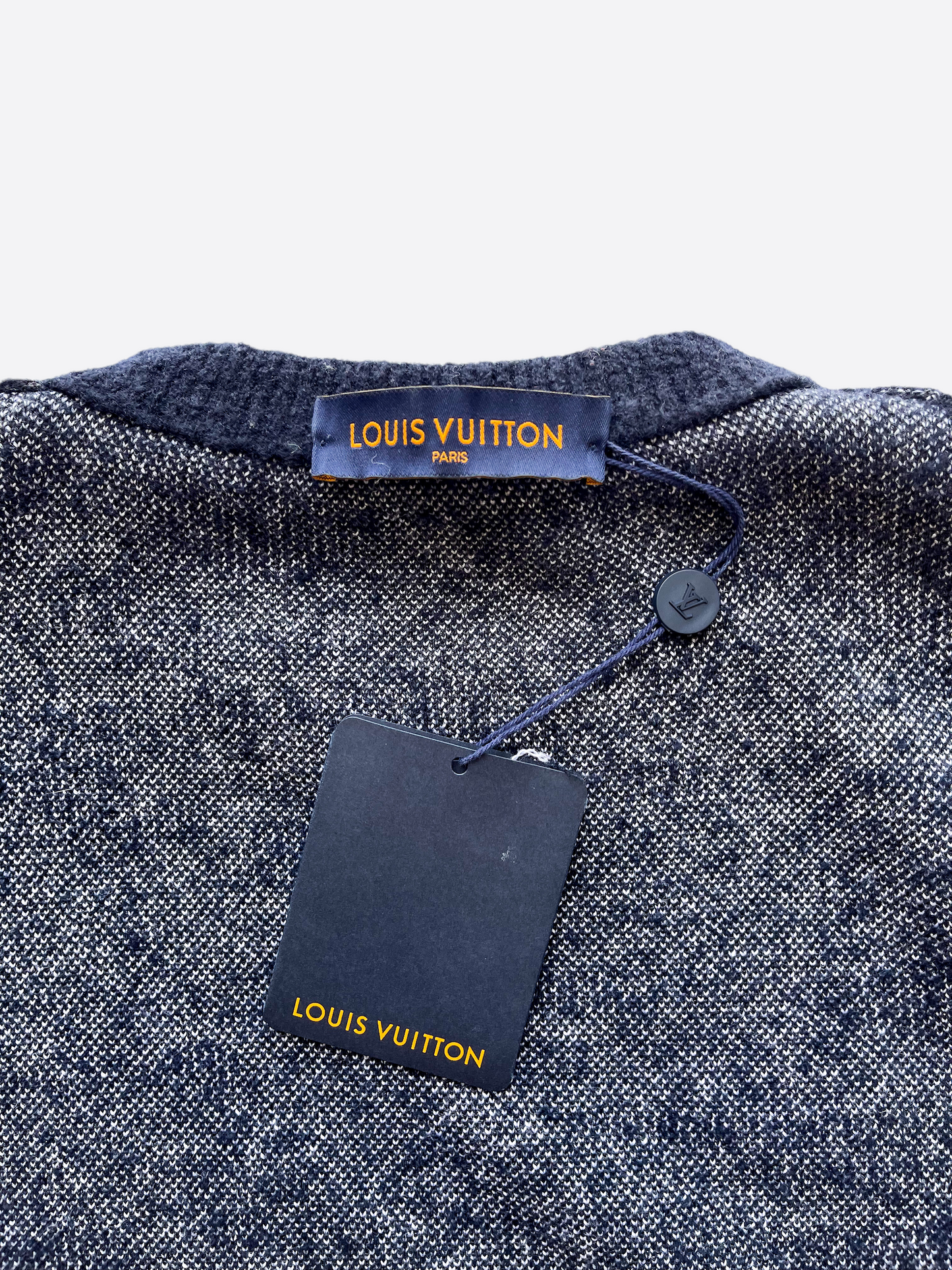Louis Vuitton 2022 LV Monogram Pullover - Blue Sweaters, Clothing -  LOU790363