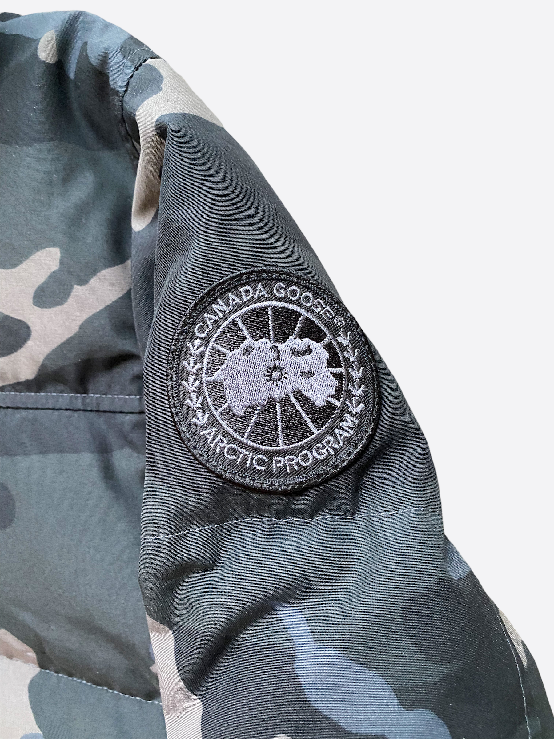 Canada Goose Black Label Camo Macmillan Men s Jacket Savonches