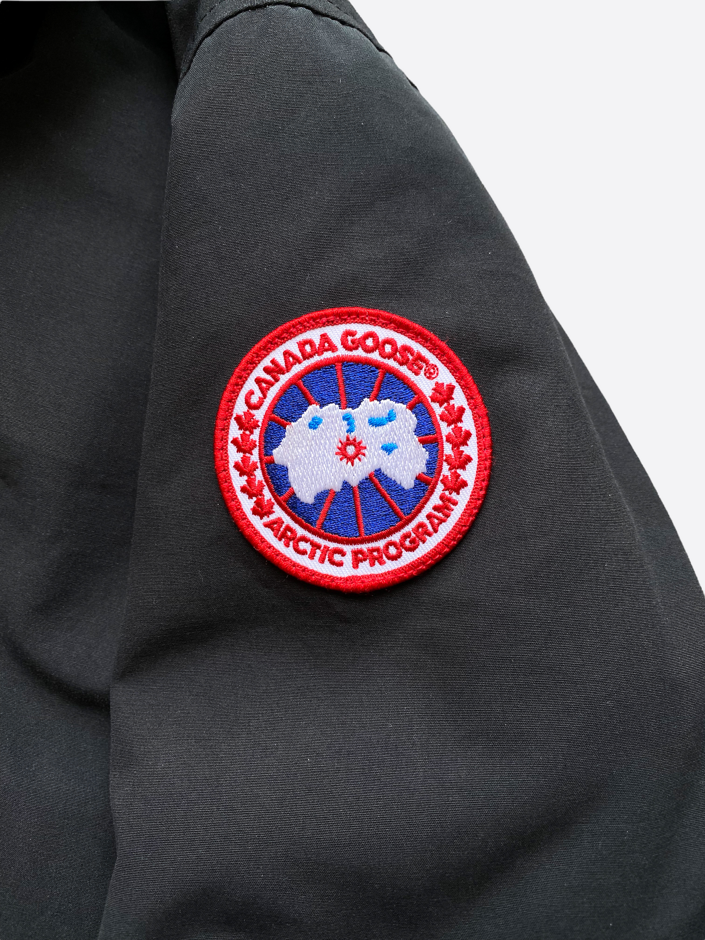 Canada Goose Black Chateau Non-Fur Men's Jacket