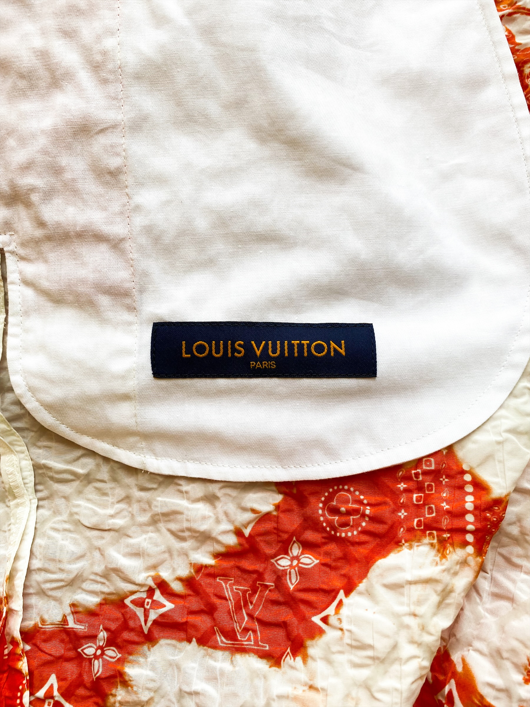 Louis Vuitton Monogram Tile Jogging Shorts Bright Red. Size 36
