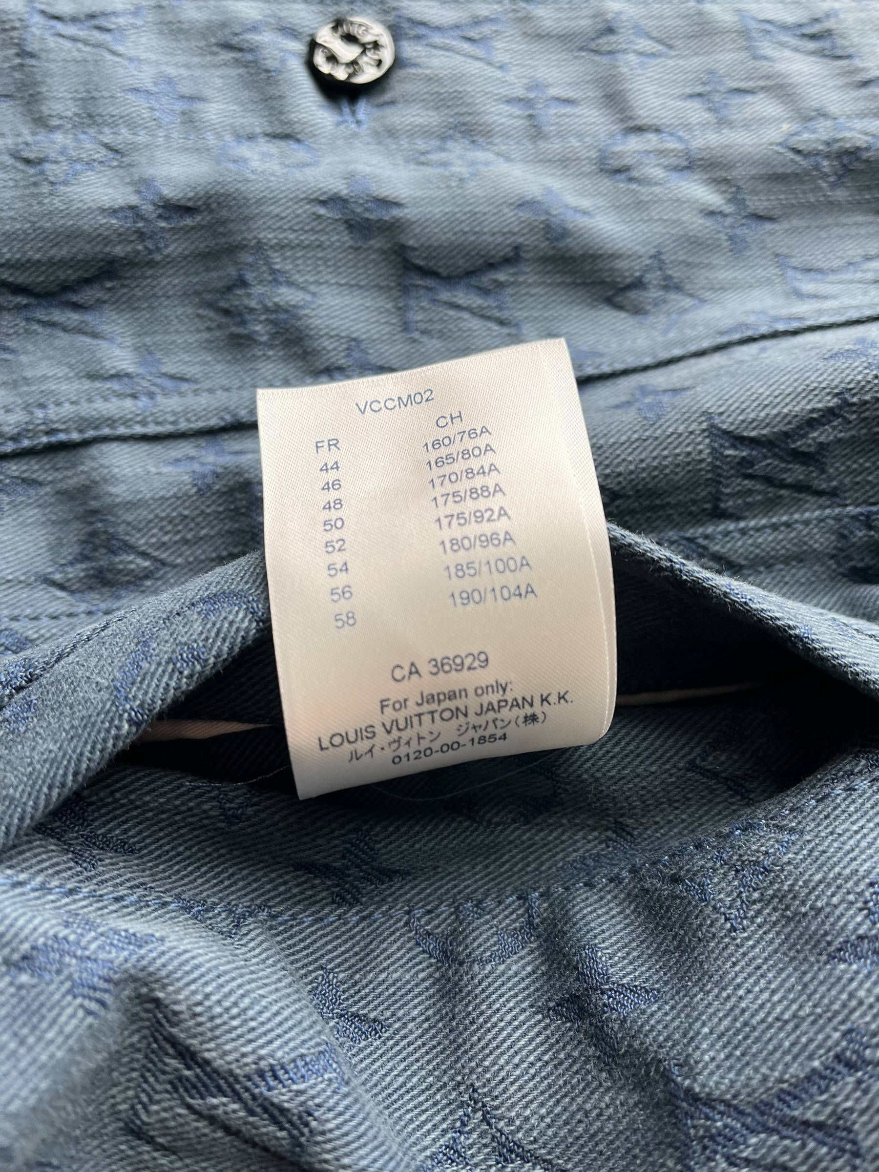 Louis Vuitton Leather Accent Denim Jacket Blue. Size 34