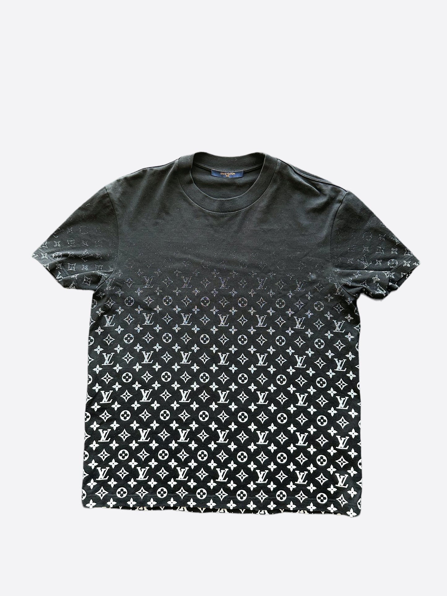 Louis Vuitton Black Monogram Gradient T-shirt Size Large. Retails