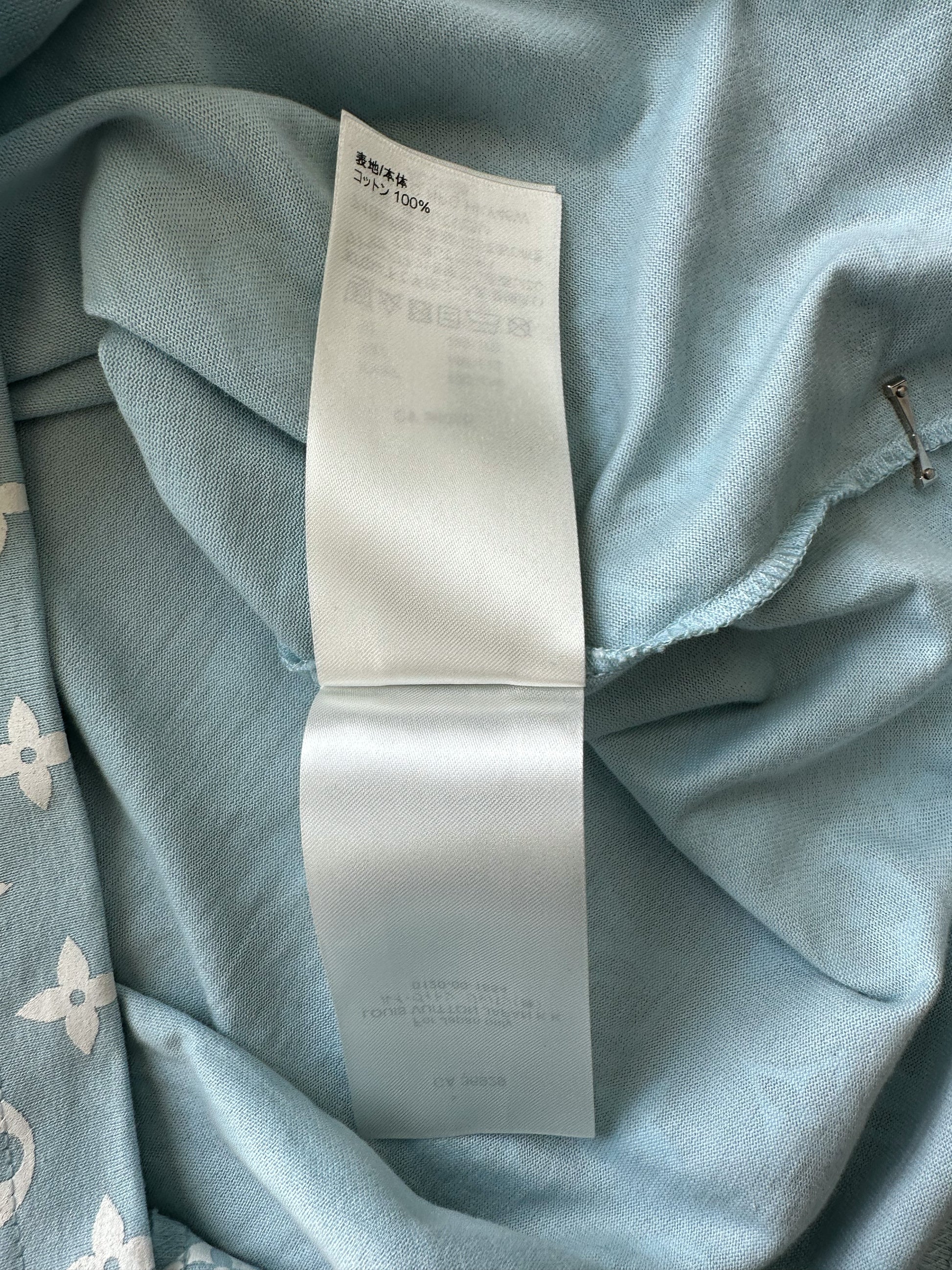 Louis Vuitton Blue Gradient Monogram Print Cotton Short Sleeve T-Shirt M -  ShopStyle
