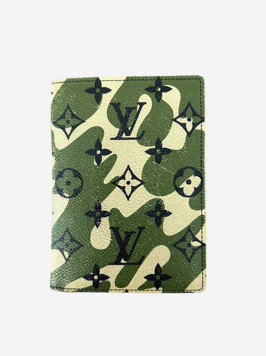 Louis Vuitton Takashi Murakami Camo Monogram Passport Cover