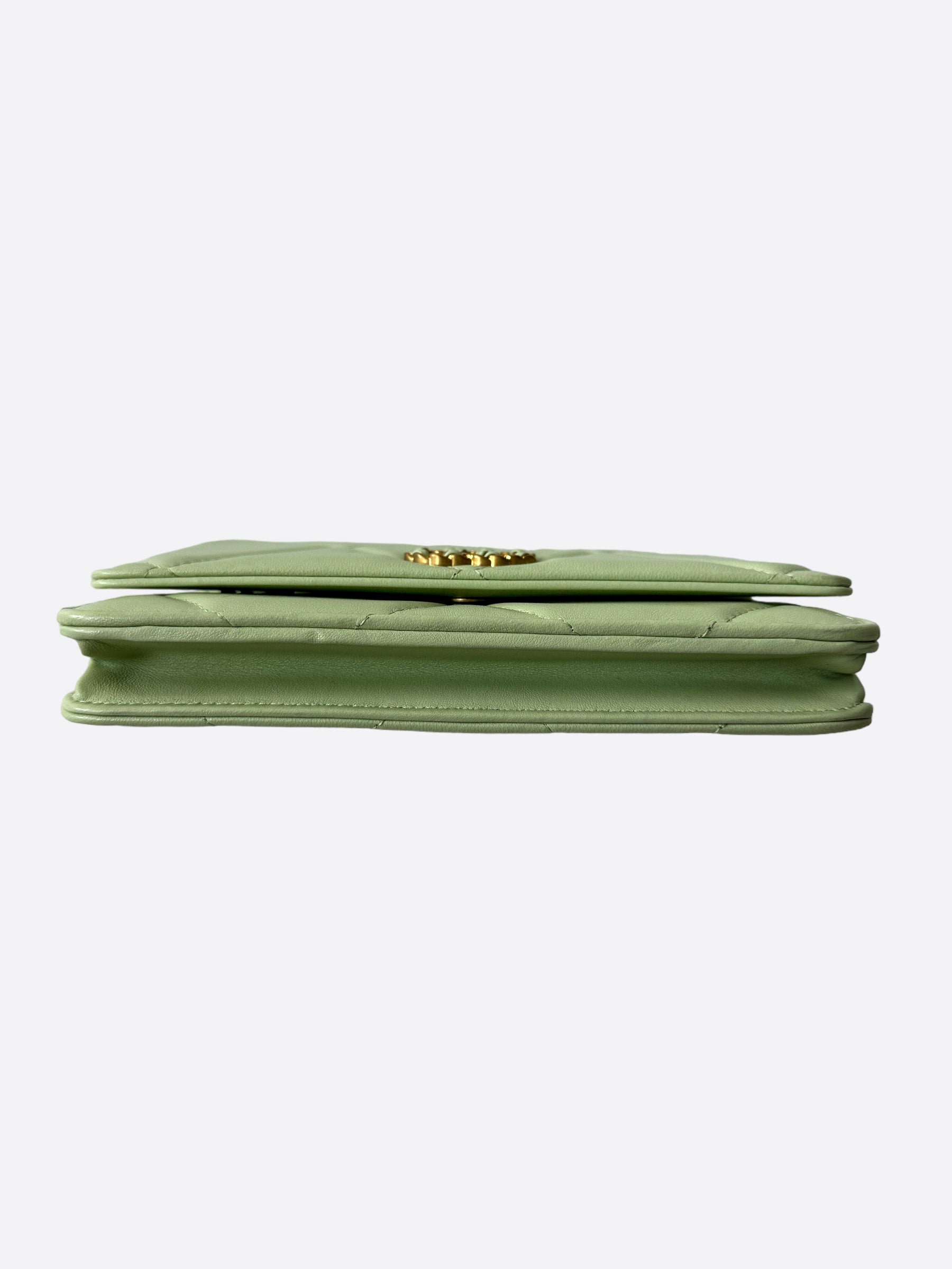 Chanel Mint Green Mini Wallet On Chain – Savonches