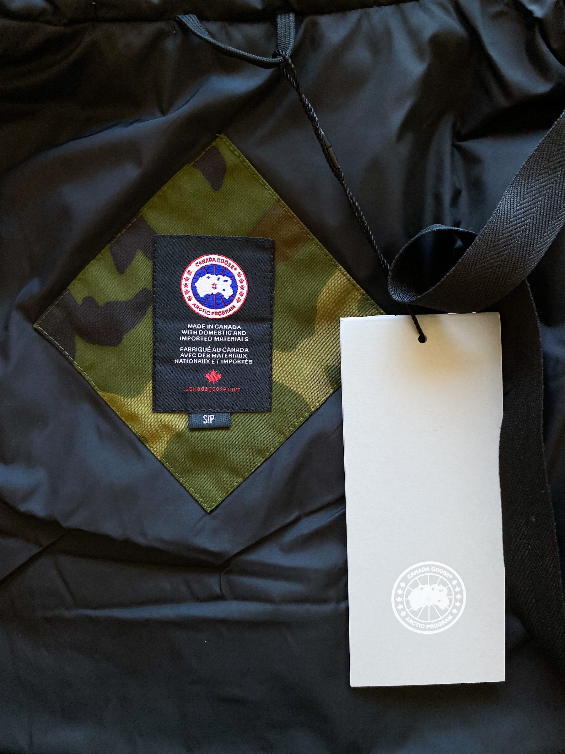 Canada Goose Classic Camo Canmore Women s Jacket Savonches