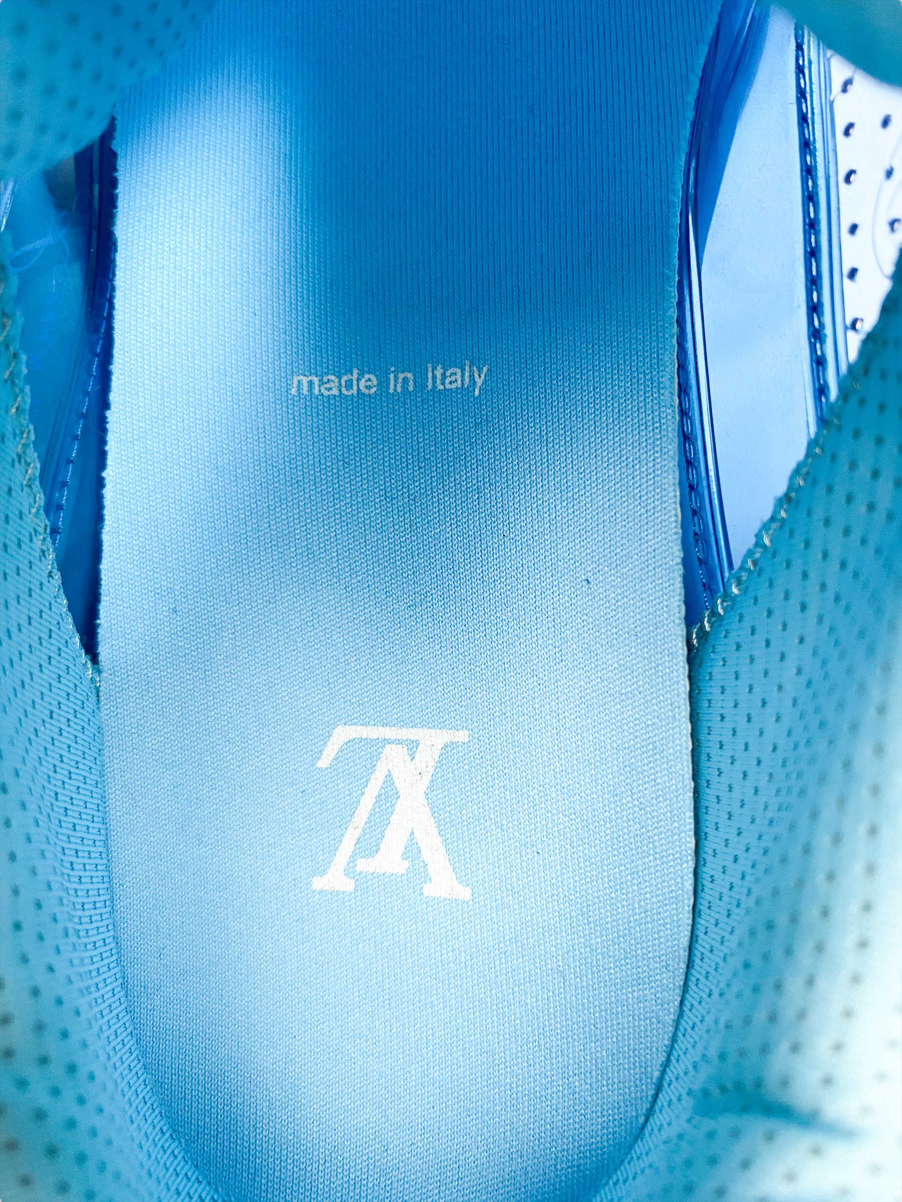 Louis Vuitton Men's Transparent Clear Blue Trainer sneakers Size 7.5 US