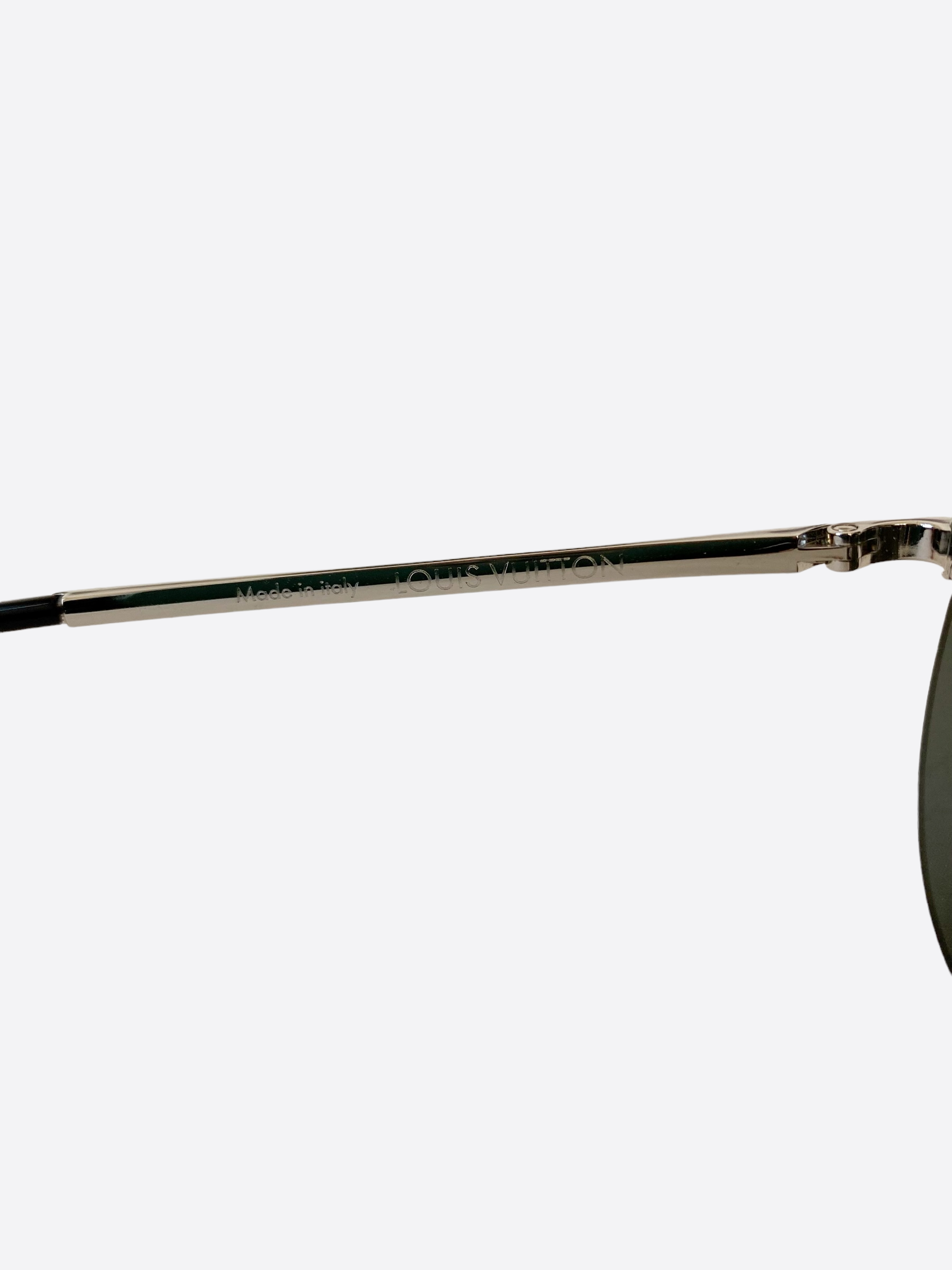 Louis Vuitton Black/Smoke Gradient Z1526W My Monogram Round Sunglasses  Louis Vuitton | The Luxury Closet