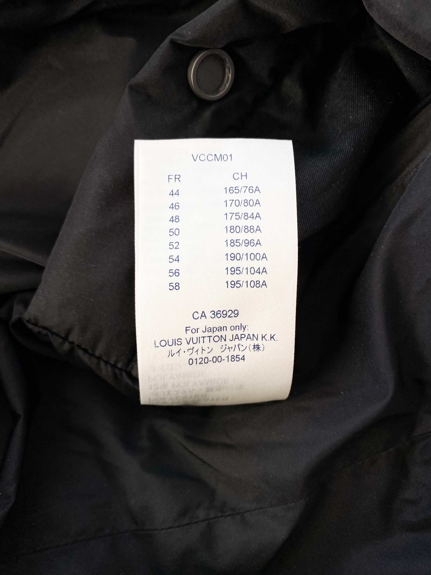 Louis Vuitton Abstract Monogram Flower Puffer Jacket BLACK. Size 36