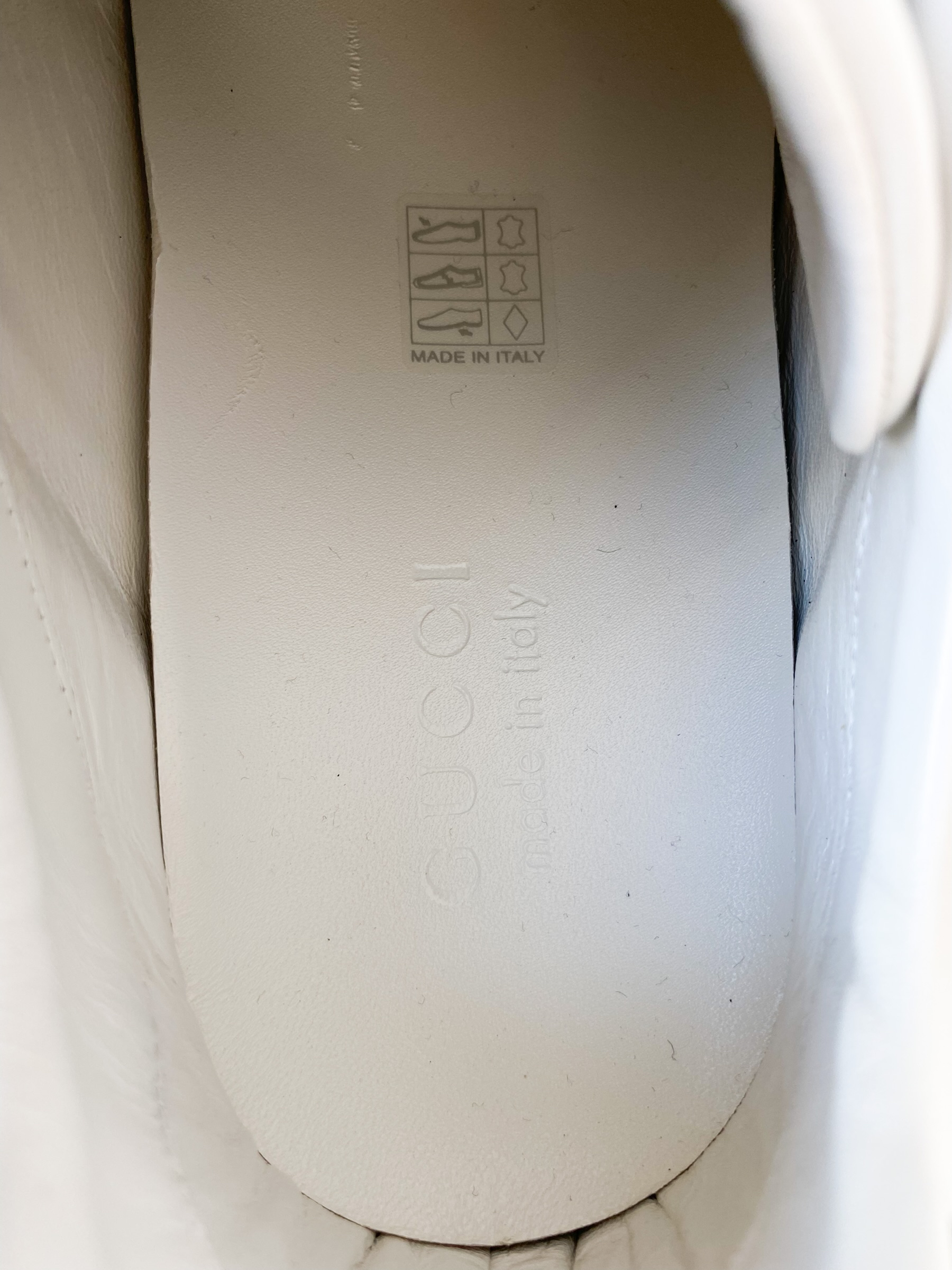 Serial number outlet on gucci shoes