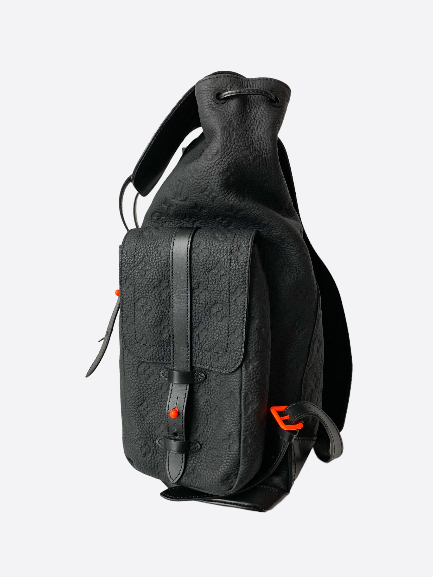 Louis Vuitton Monogram Taurillon Christopher MM - Black Backpacks, Bags -  LOU789690
