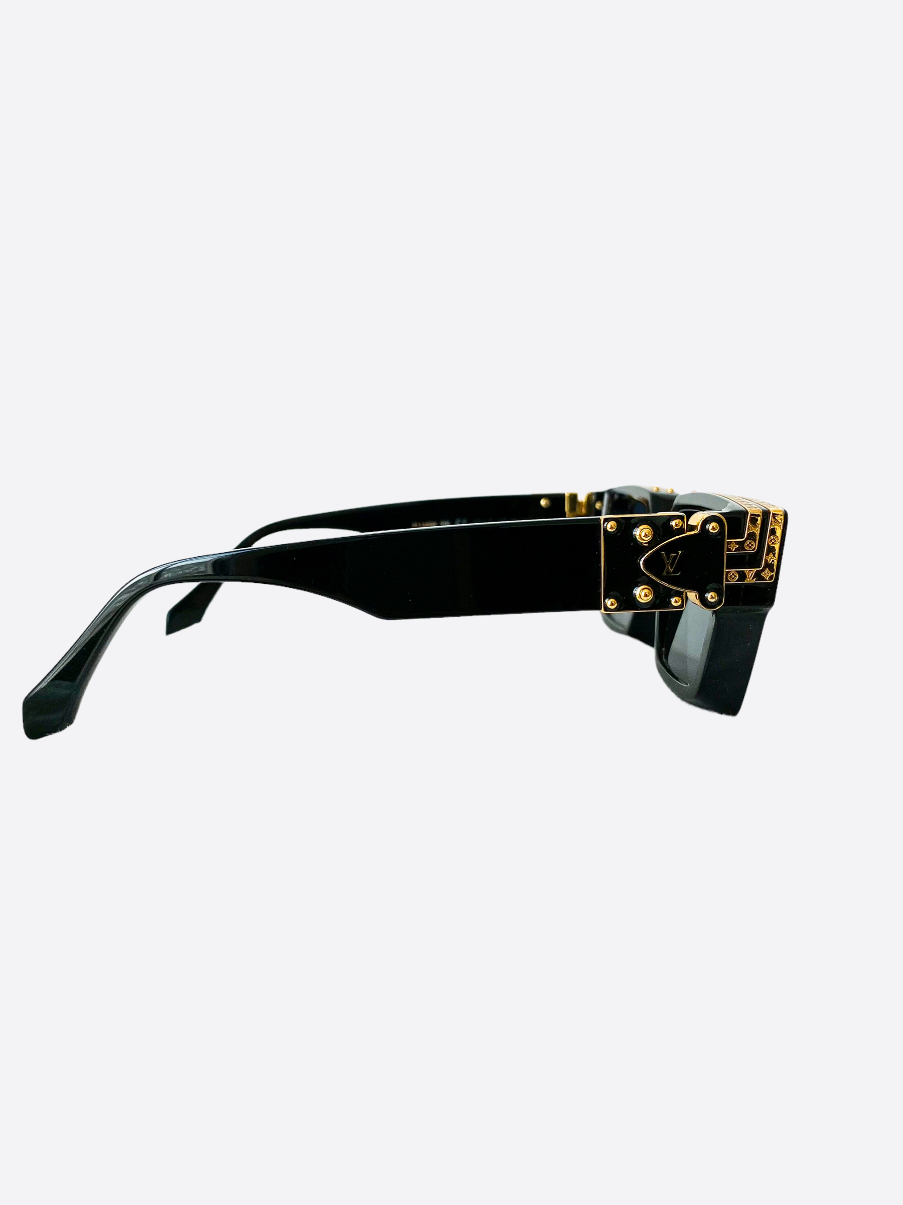 Louis Vuitton 1.1 Millionaires Sunglasses One Size Black Z1165W